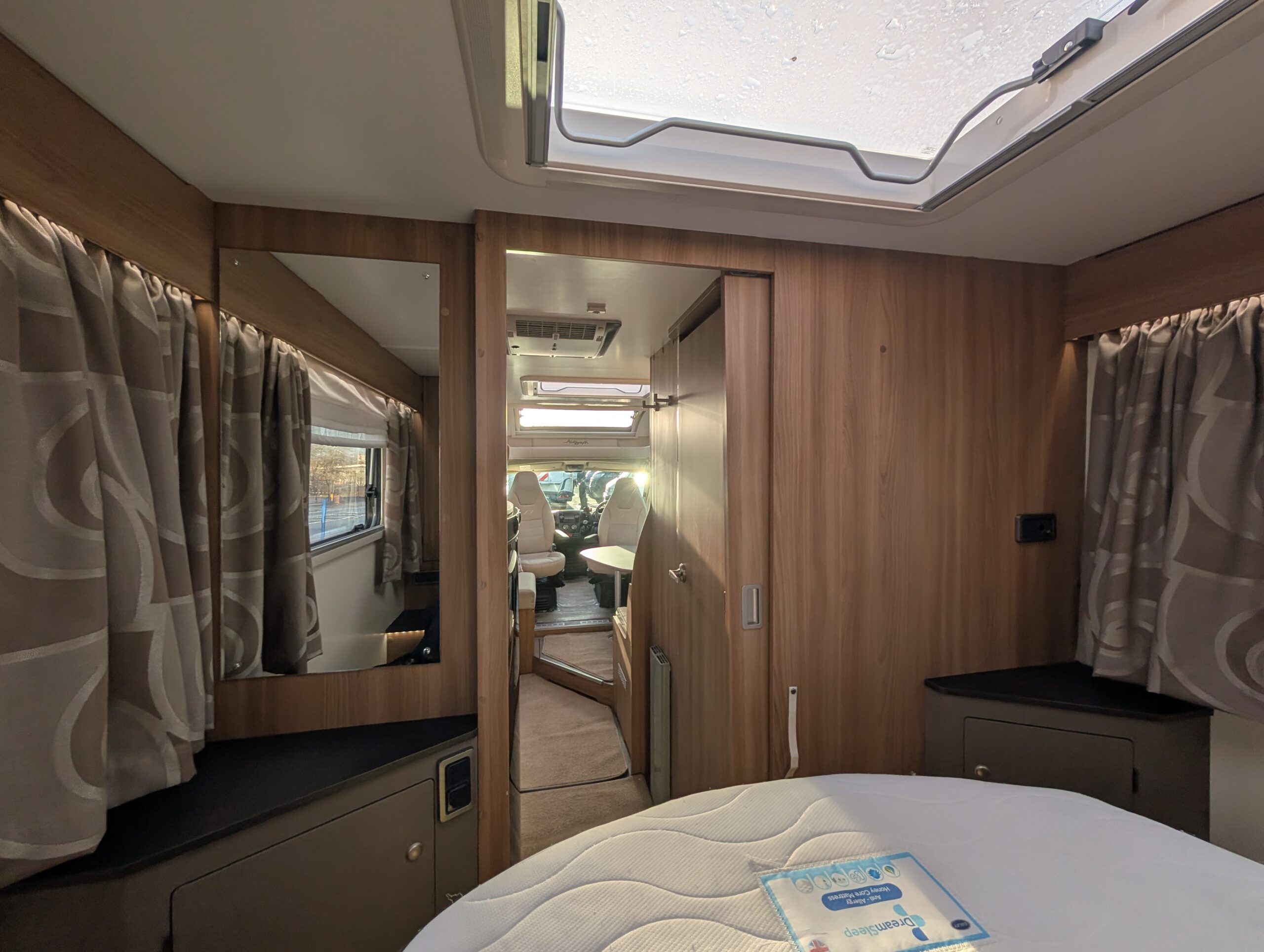 PXL 20251216 102703452