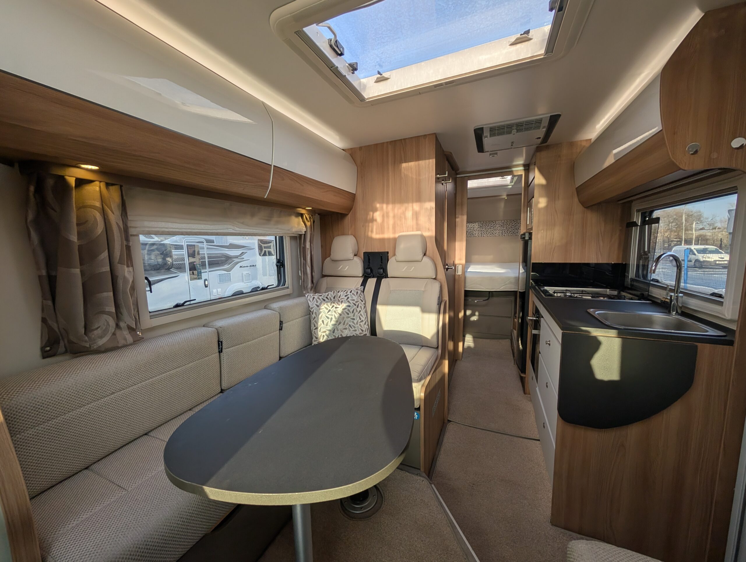 PXL 20251216 102721990