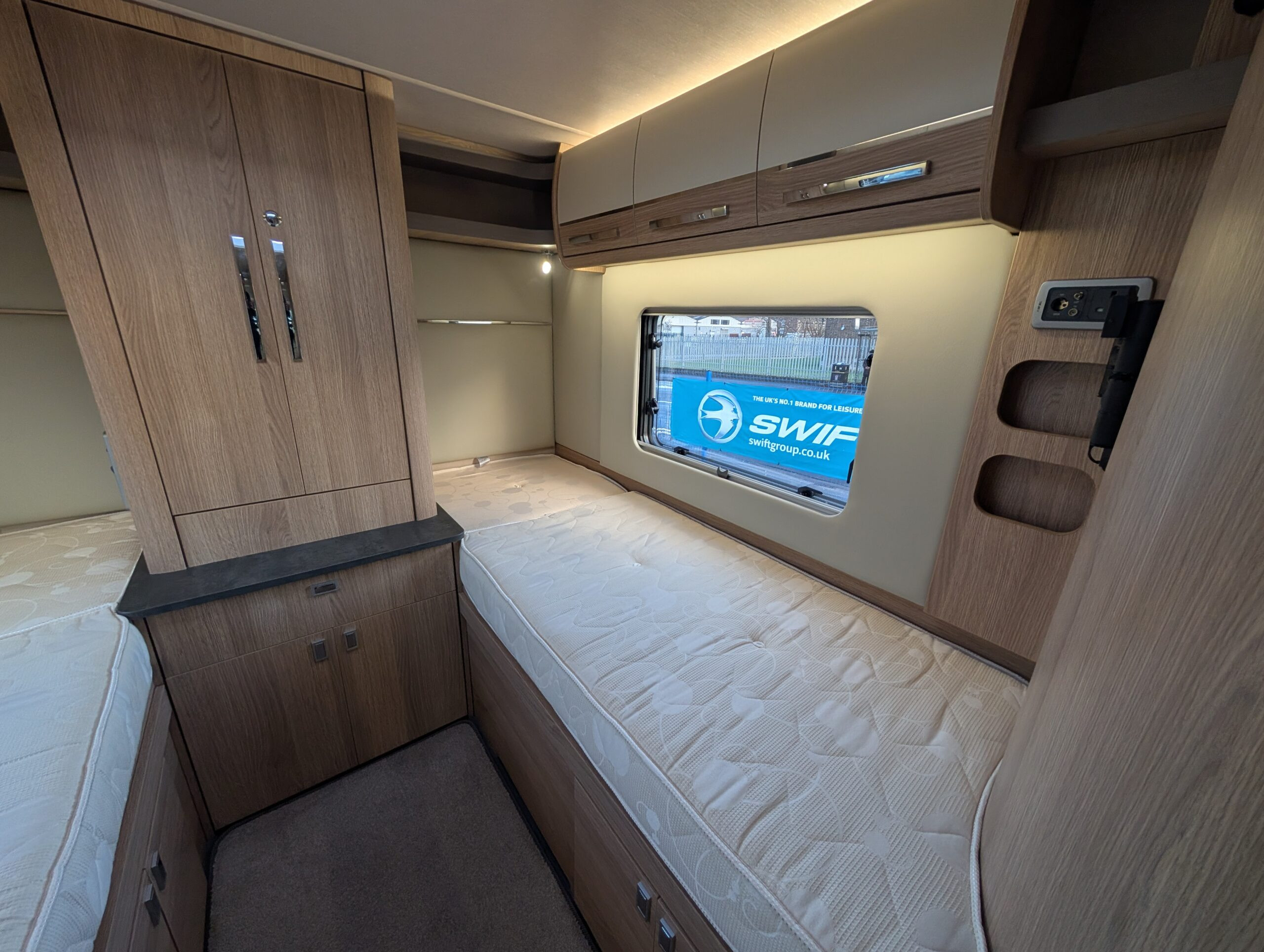 PXL 20251219 093113112