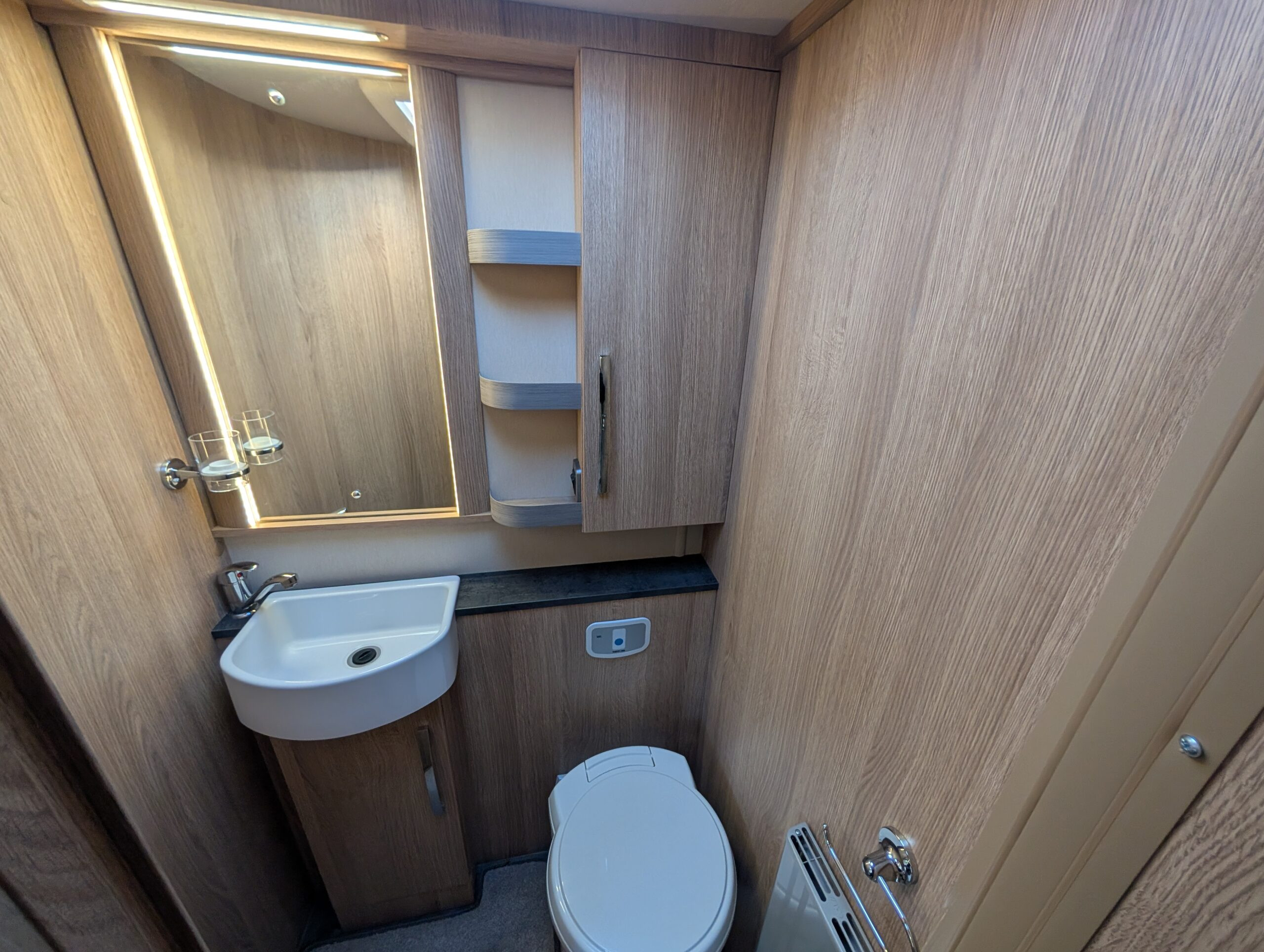 PXL 20251219 093120618