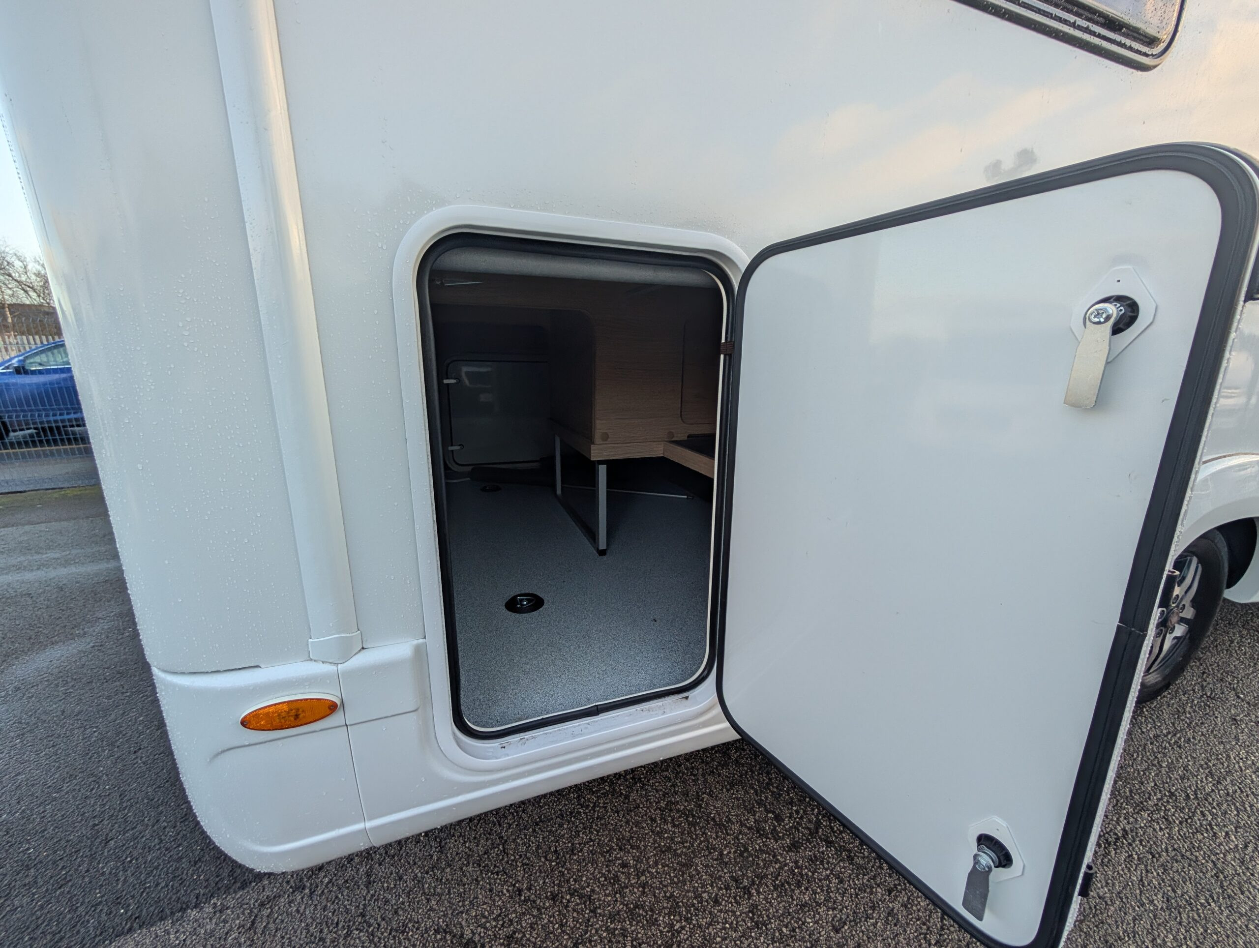 PXL 20251219 093308689