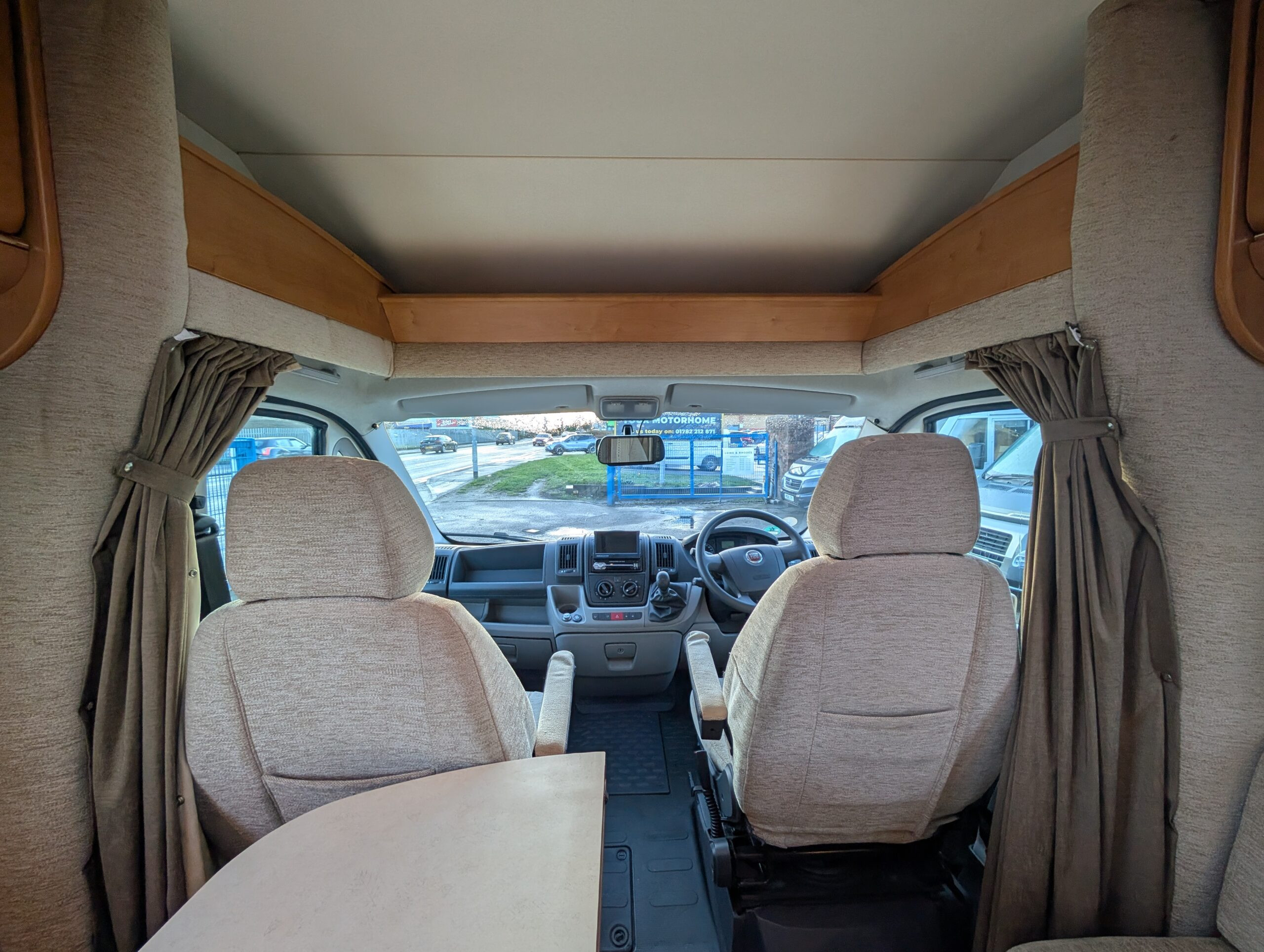 PXL 20251219 095244171