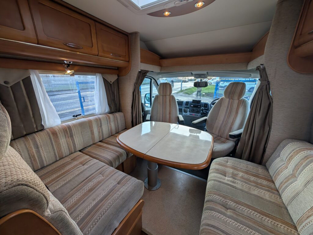 PXL 20251219 095325660