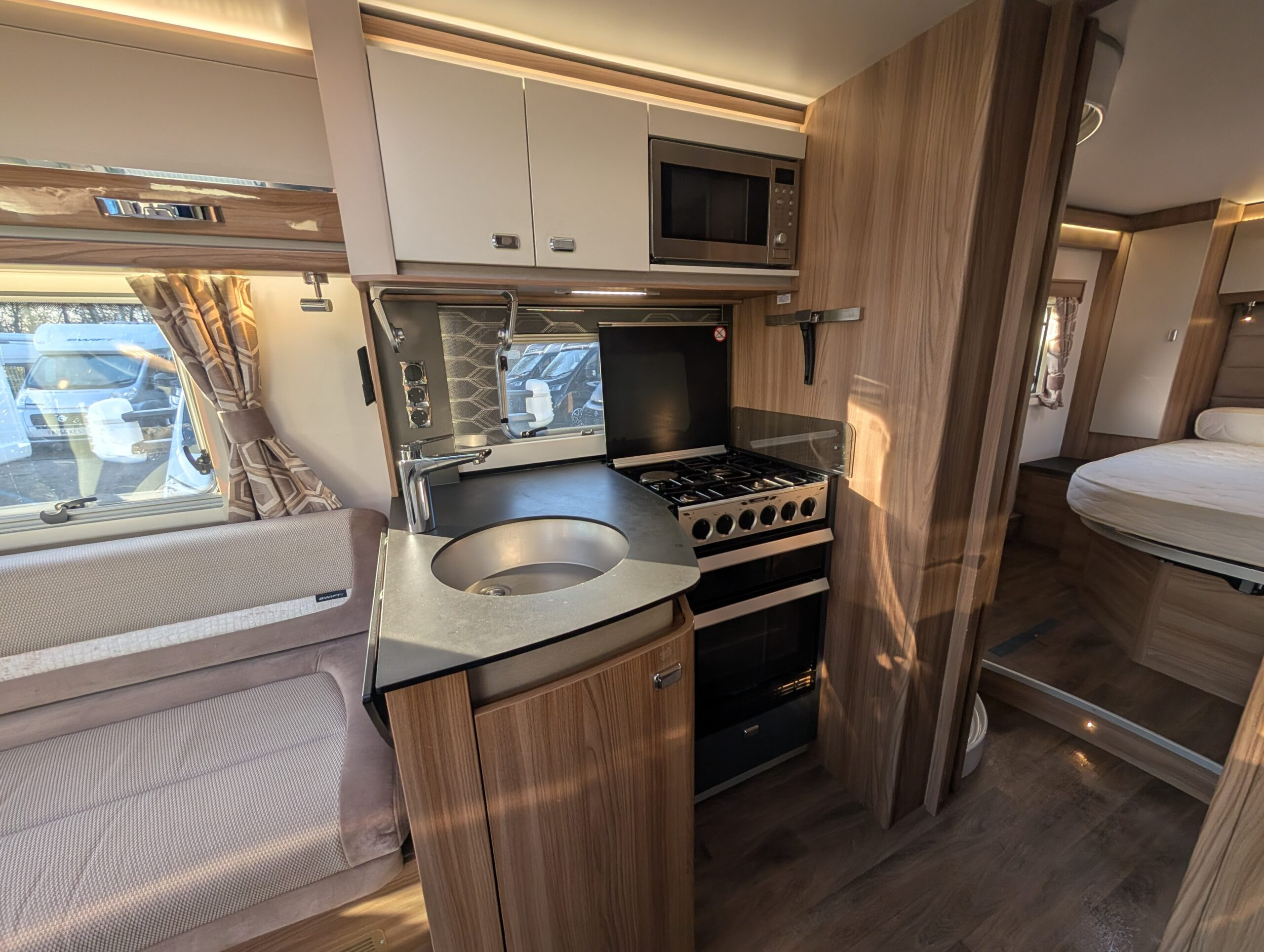 PXL 20251219 134334215