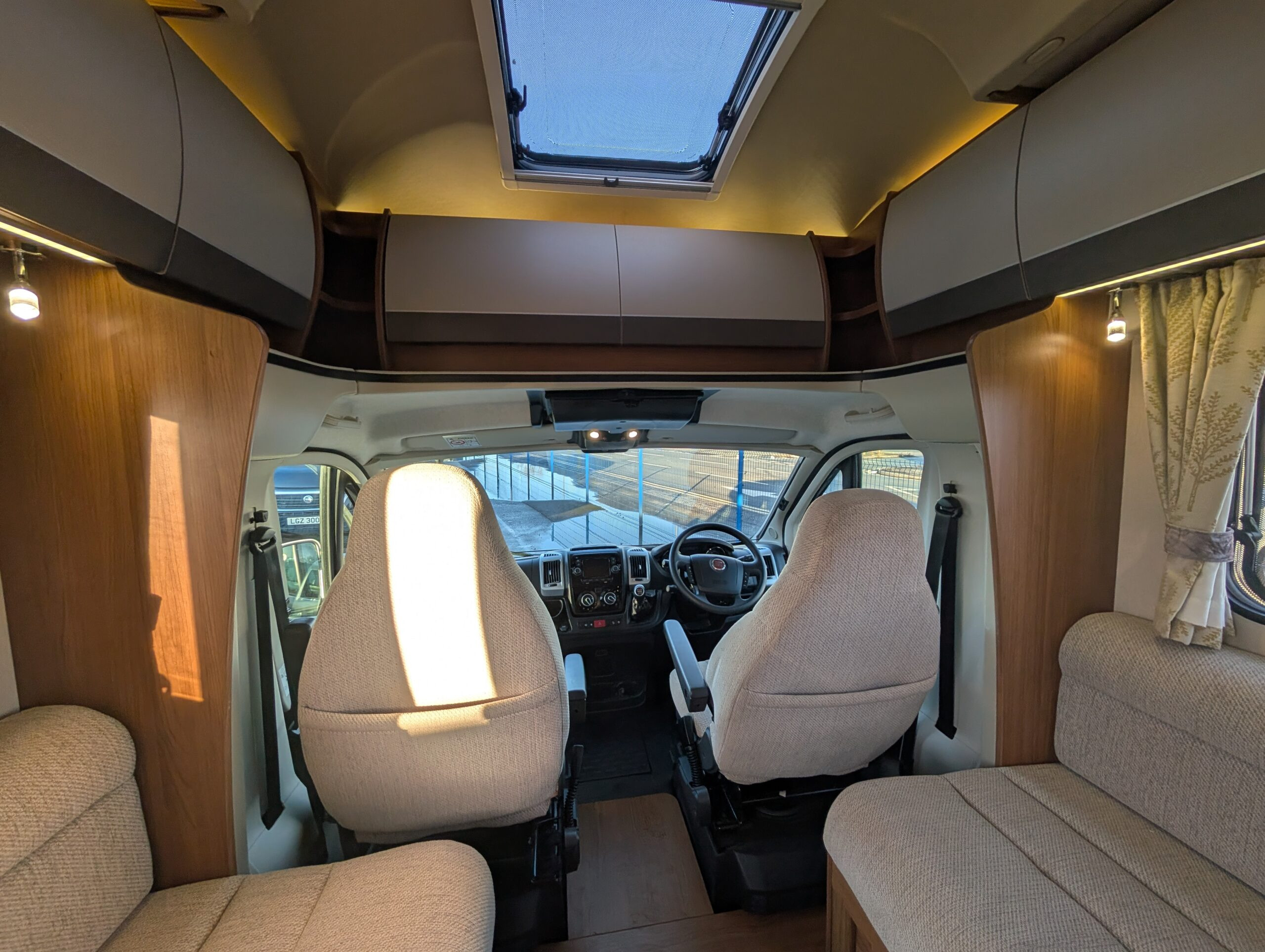 PXL 20251219 135123861