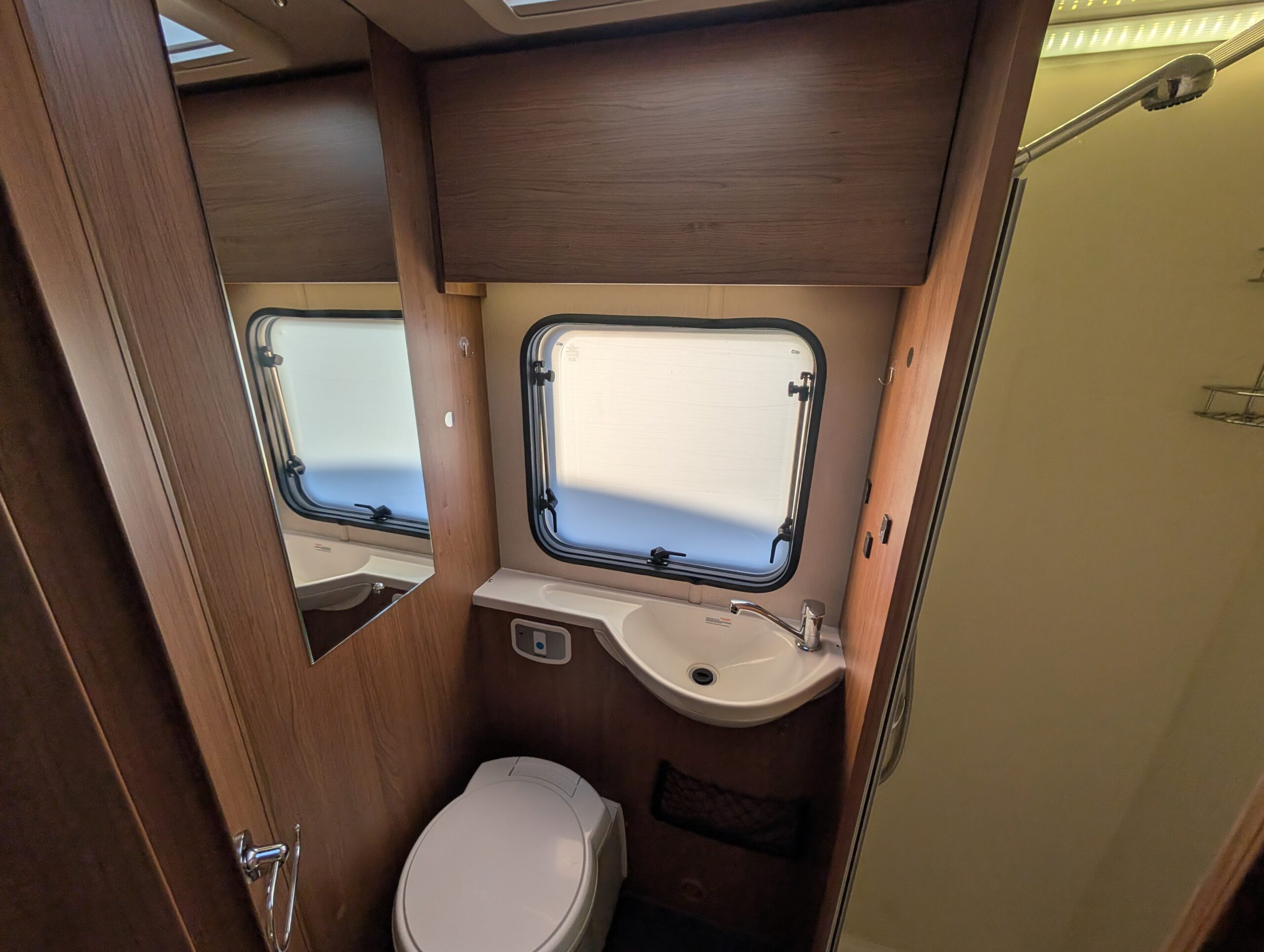 PXL 20251219 135216123