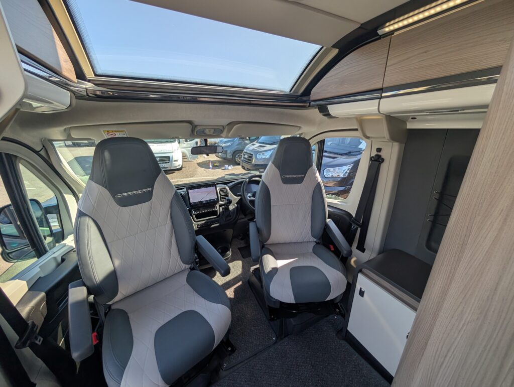 PXL 20250712 152128666.MP 