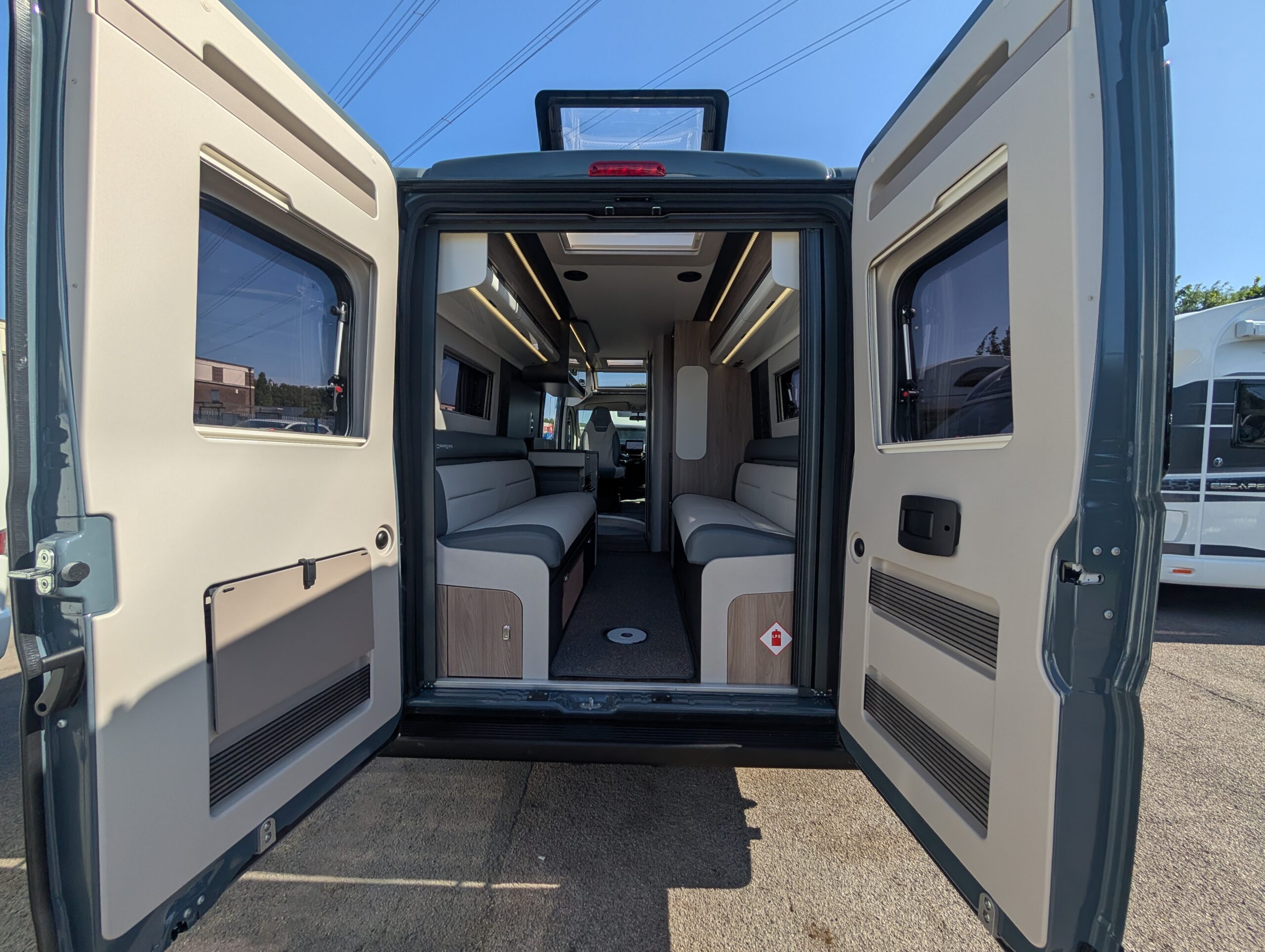 PXL 20250712 152216234.MP 