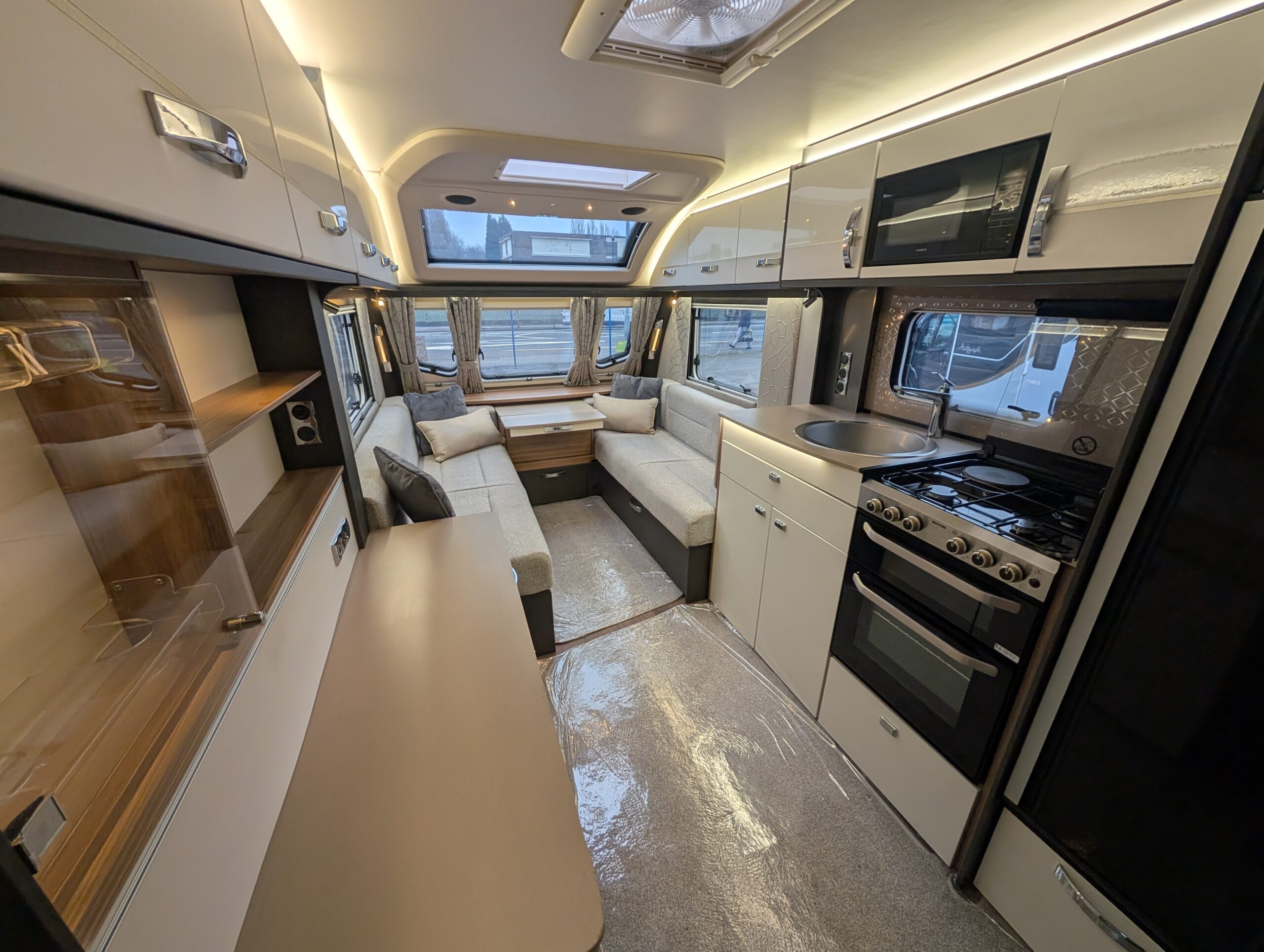 PXL 20260203 105513116