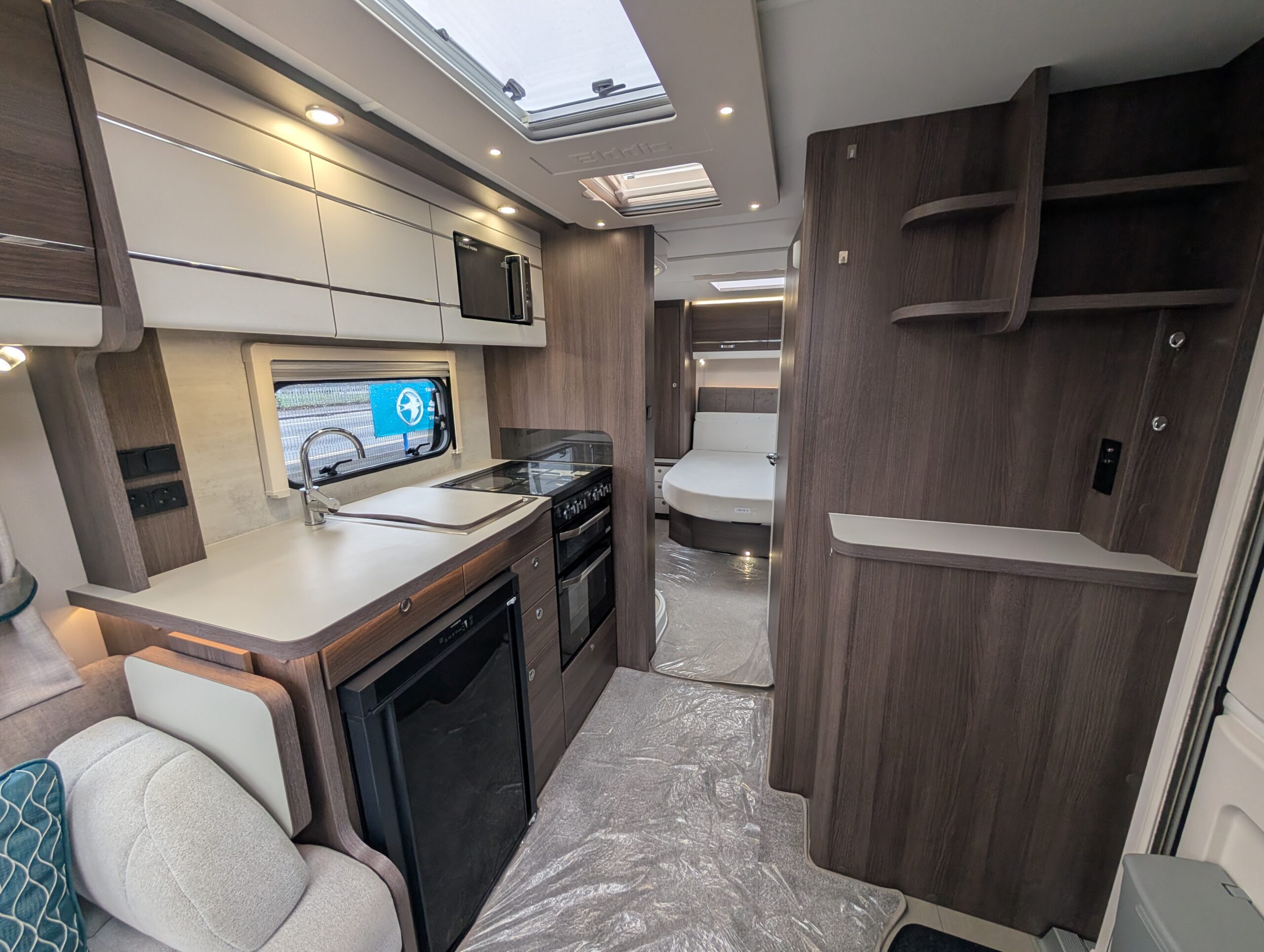 PXL 20260204 114504636