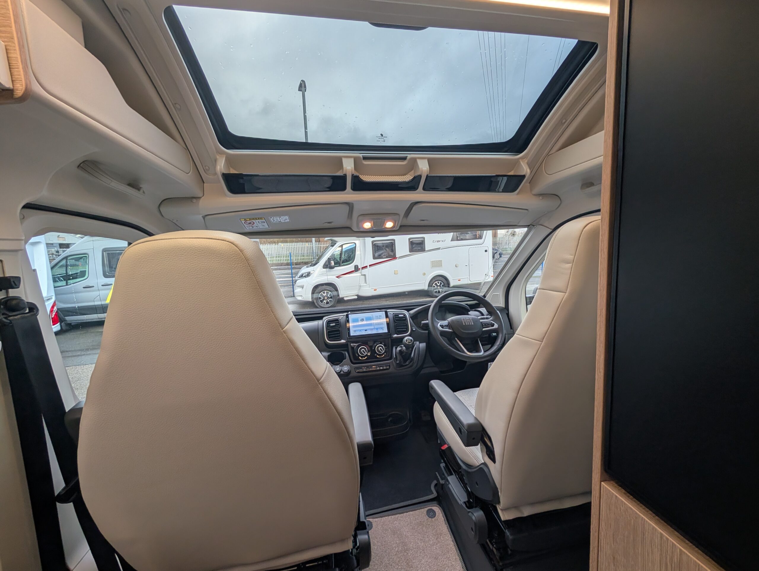 PXL 20260216 162430738.MP 