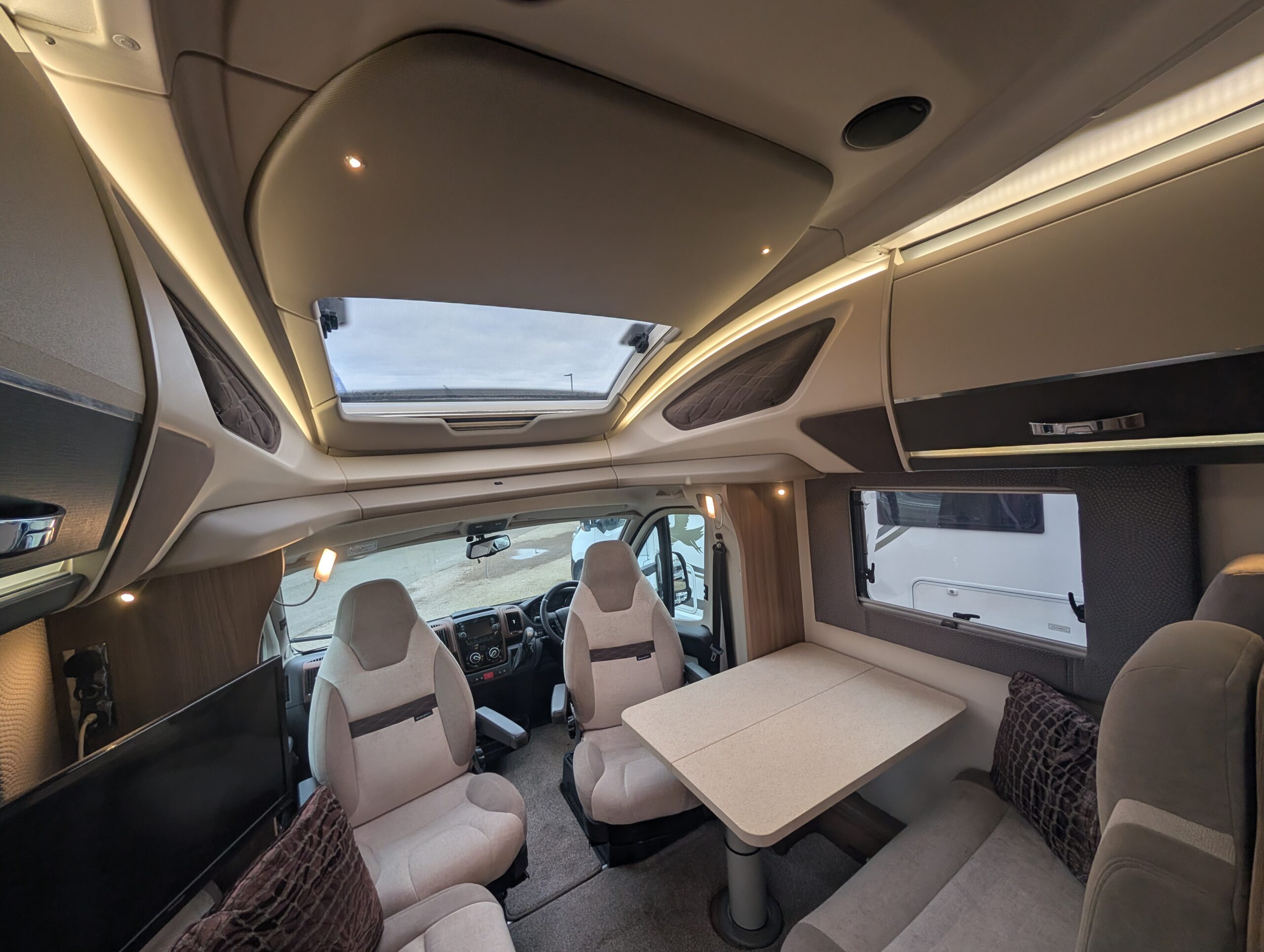 PXL 20260303 161017178