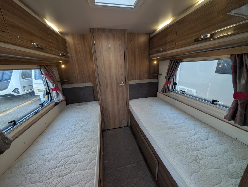 PXL 20260317 165223945