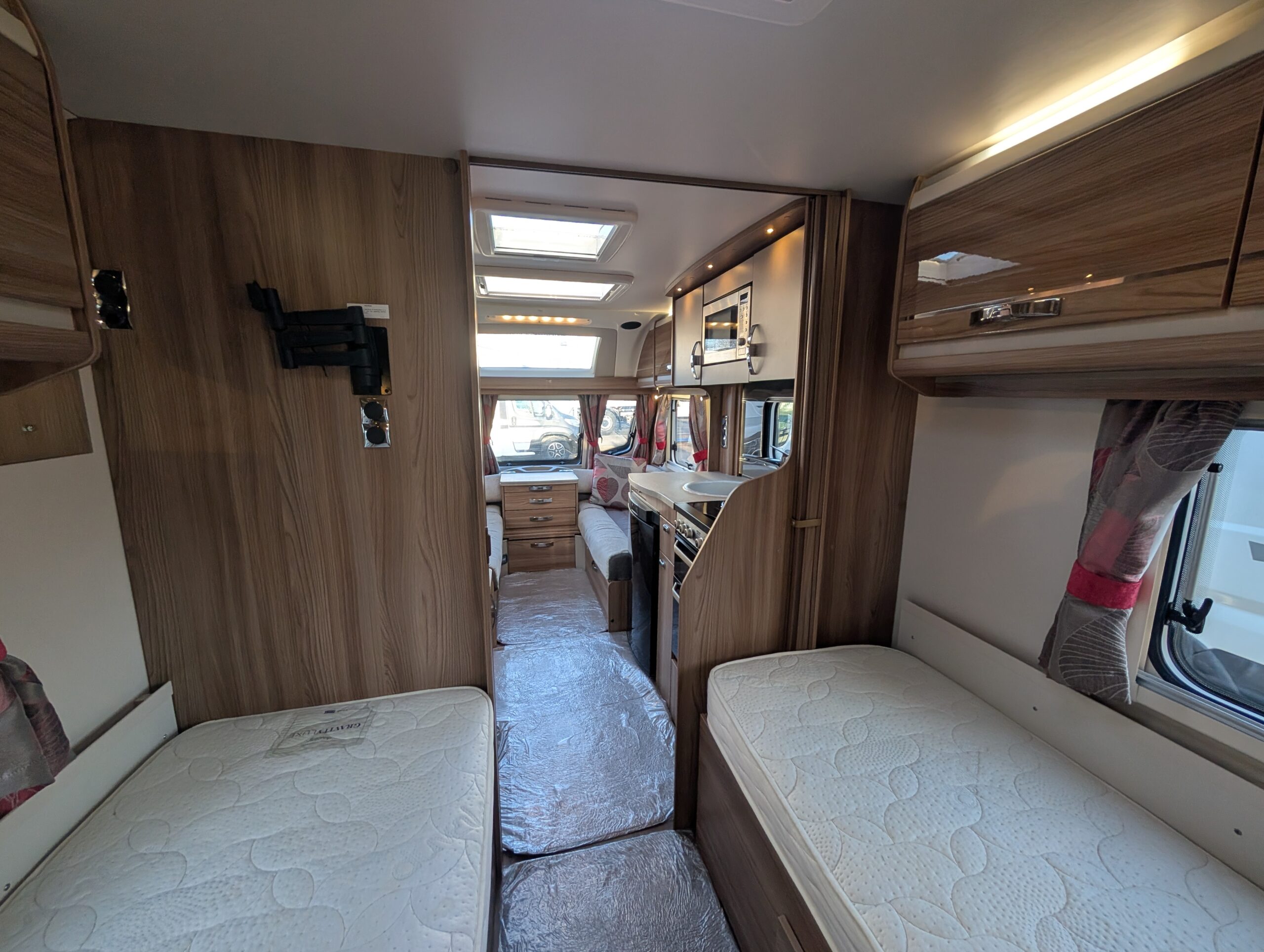 PXL 20260317 165301084