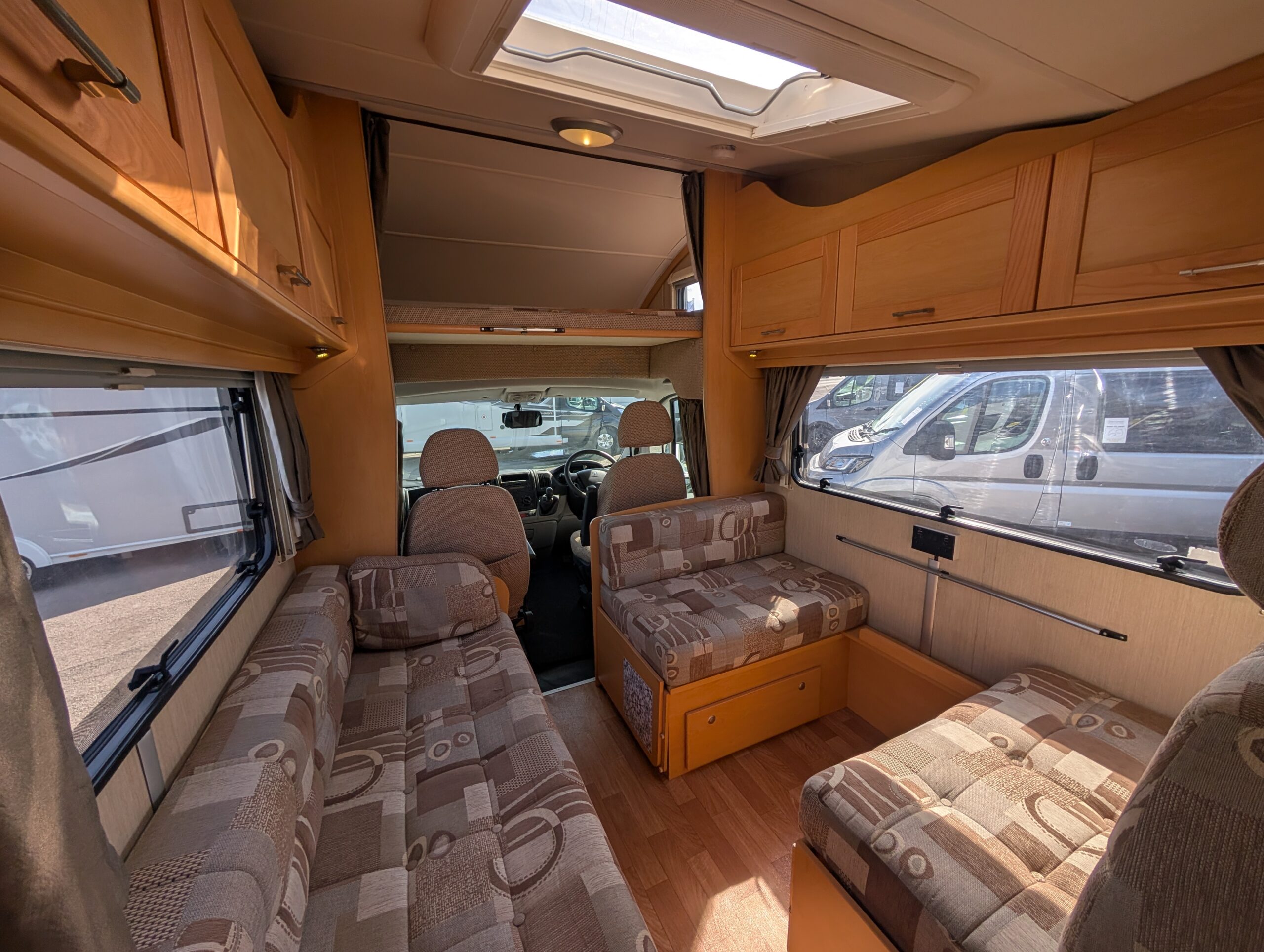 PXL 20260406 102101096