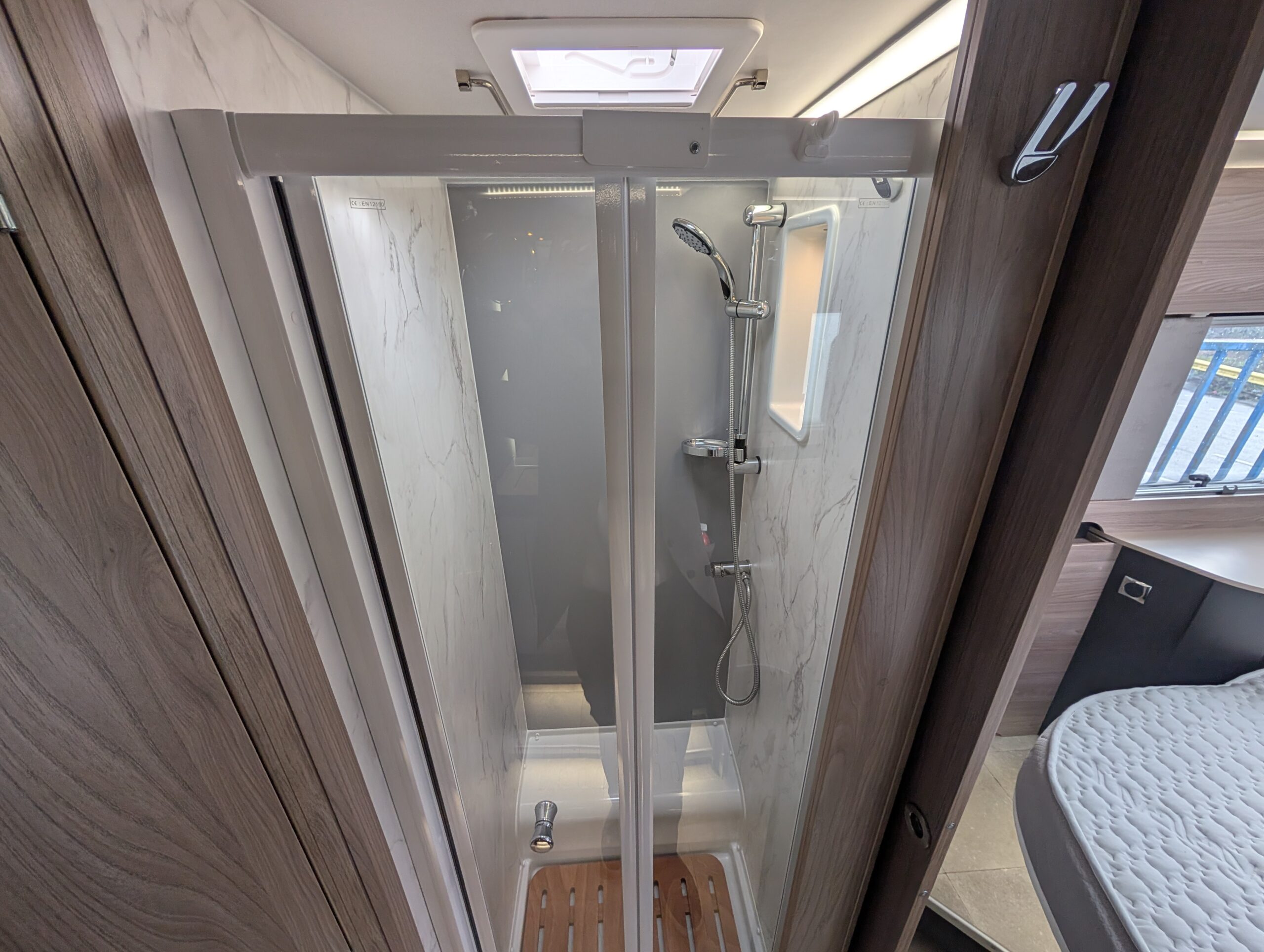 PXL 20260409 145715371