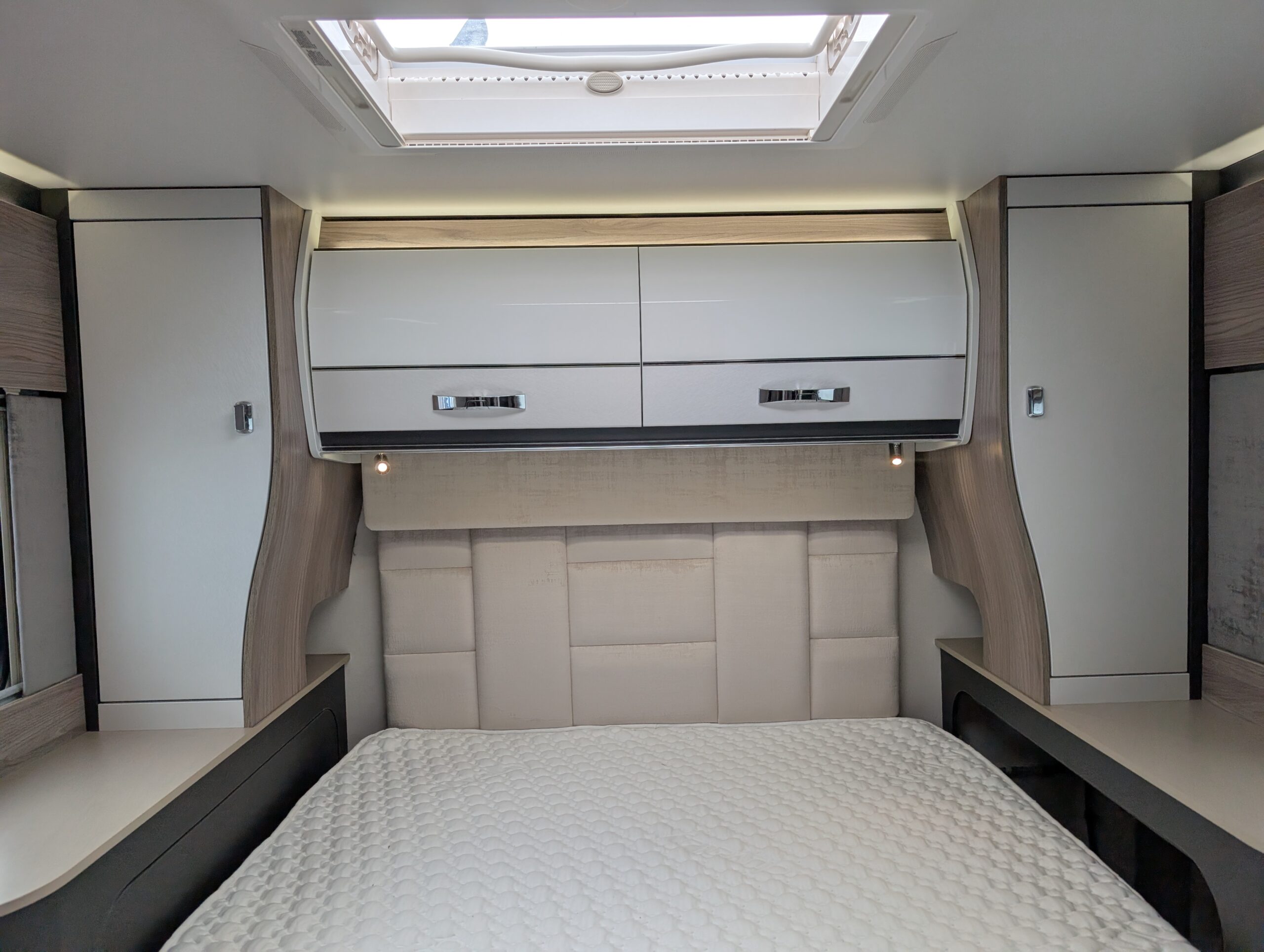 PXL 20260409 145741220.MP 