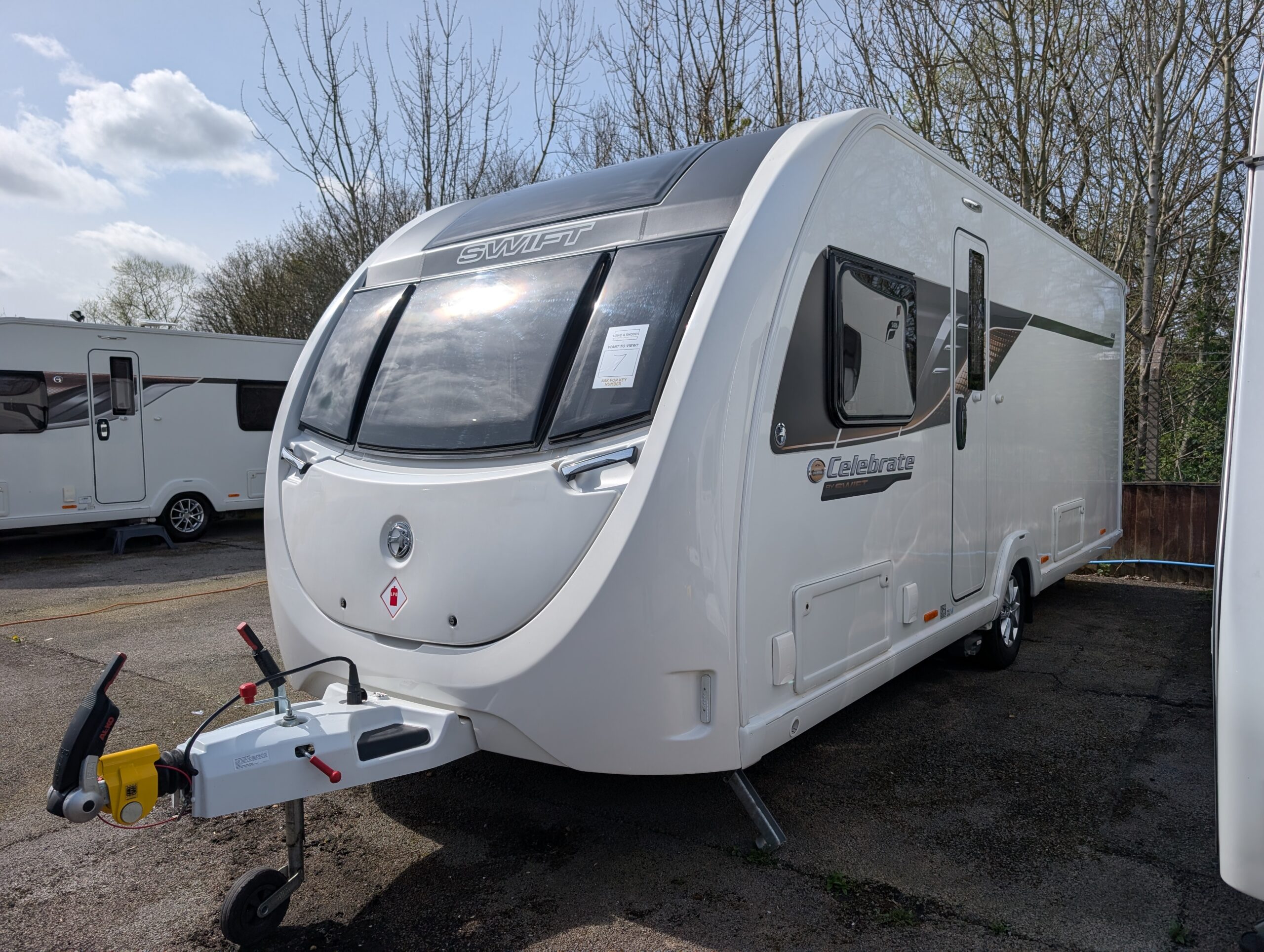 PXL 20260410 105703106.MP 