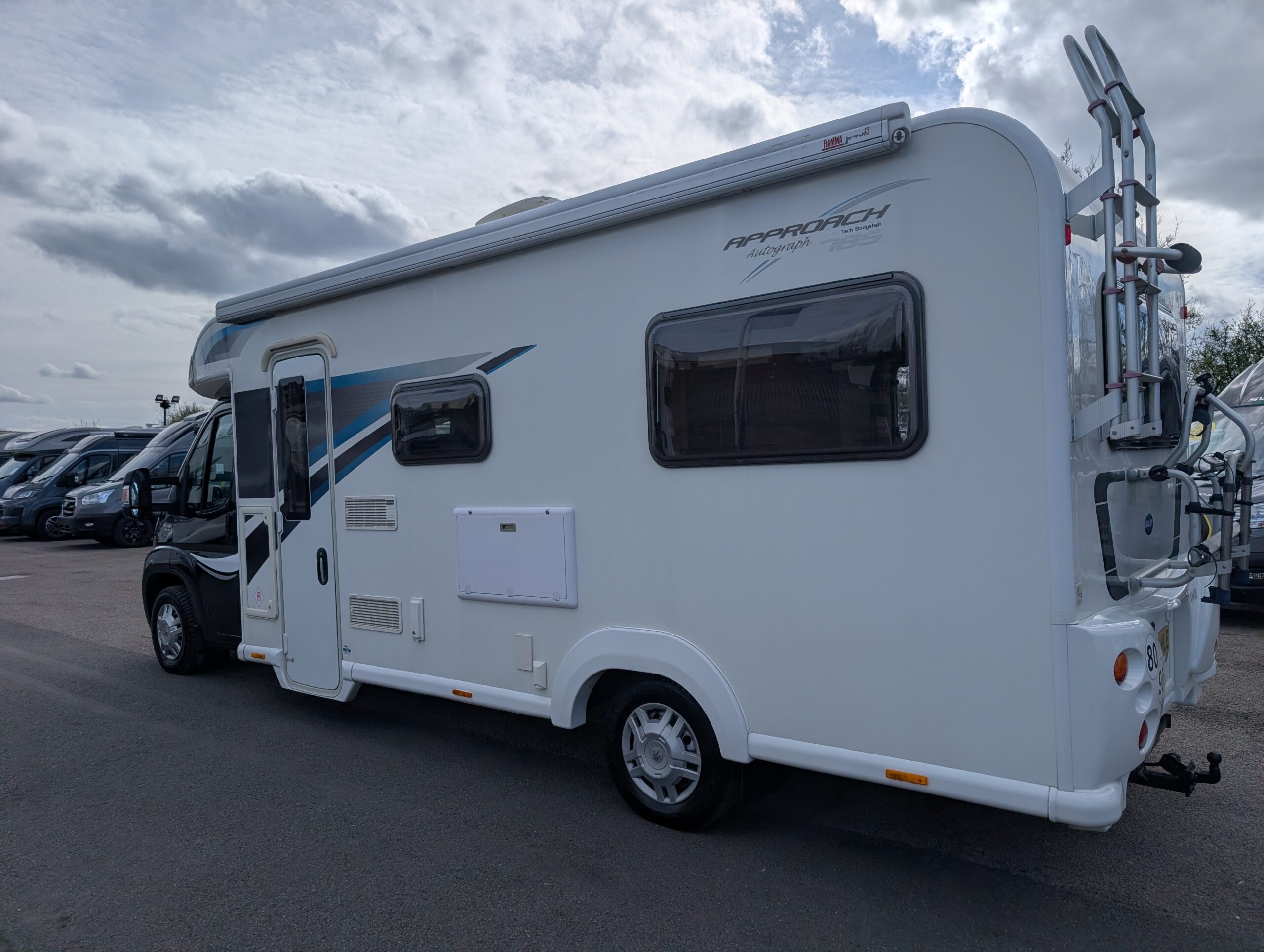 PXL 20260410 142816136