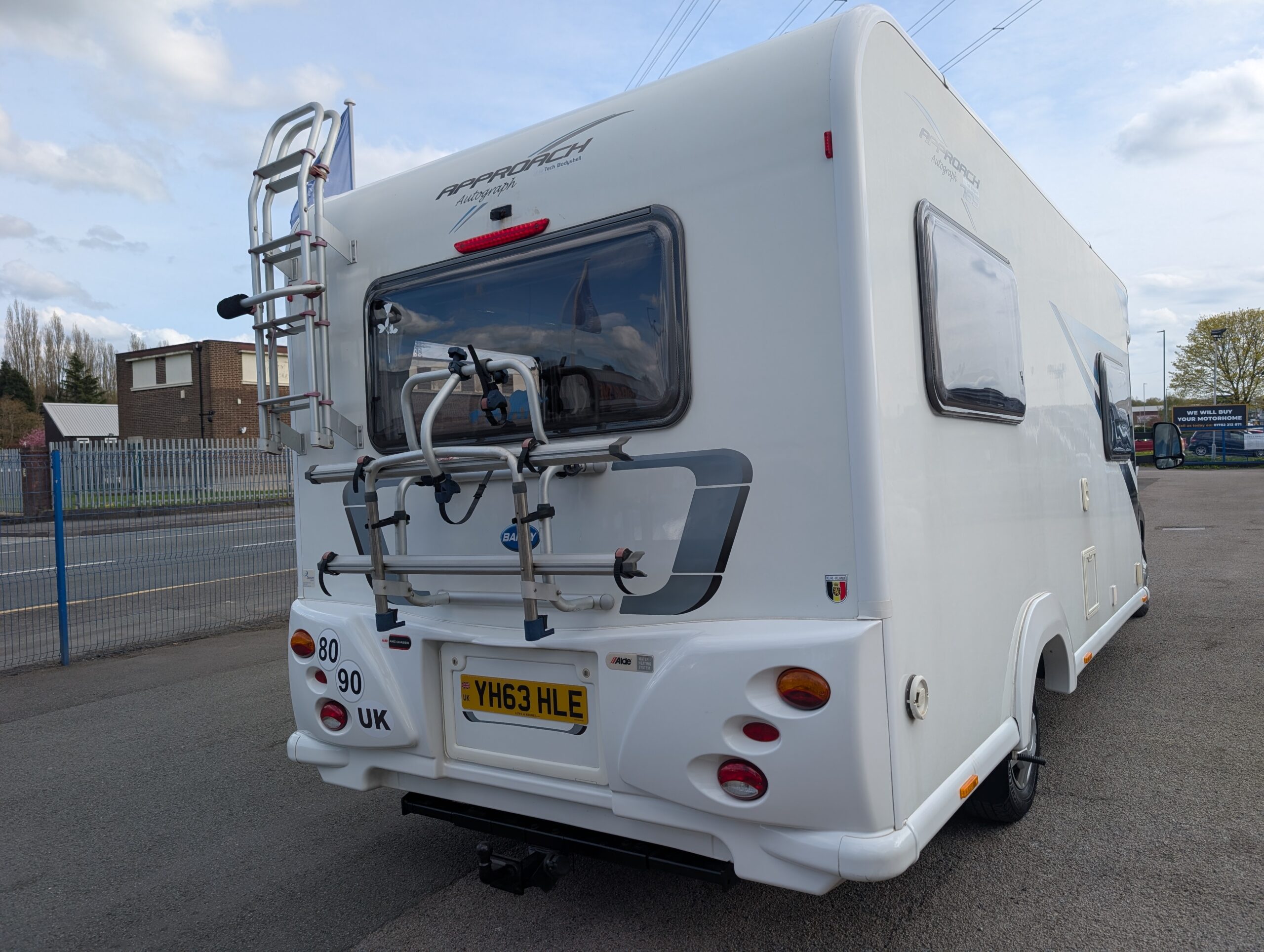 PXL 20260410 142828403