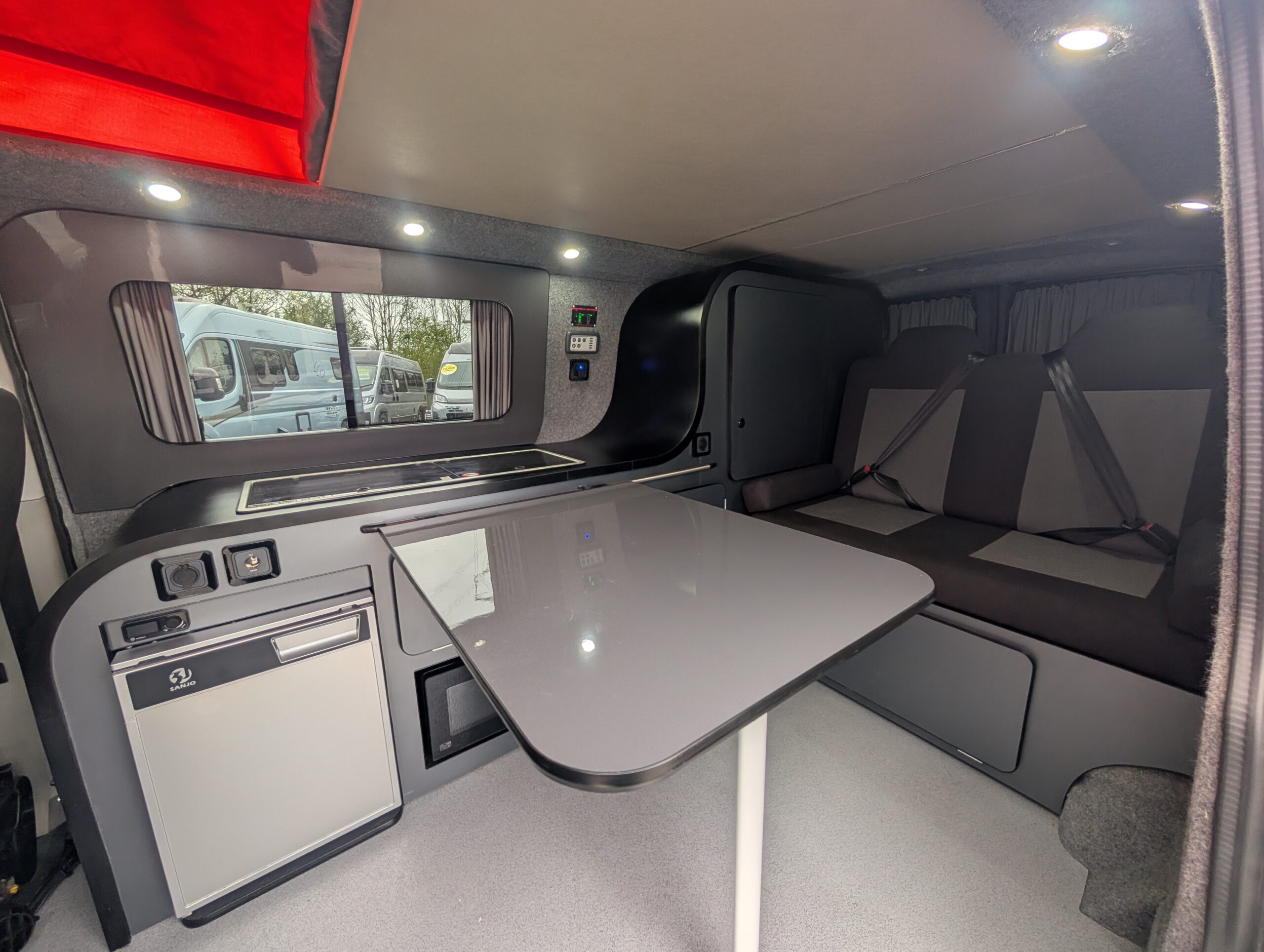 PXL 20260414 135737144.MP 