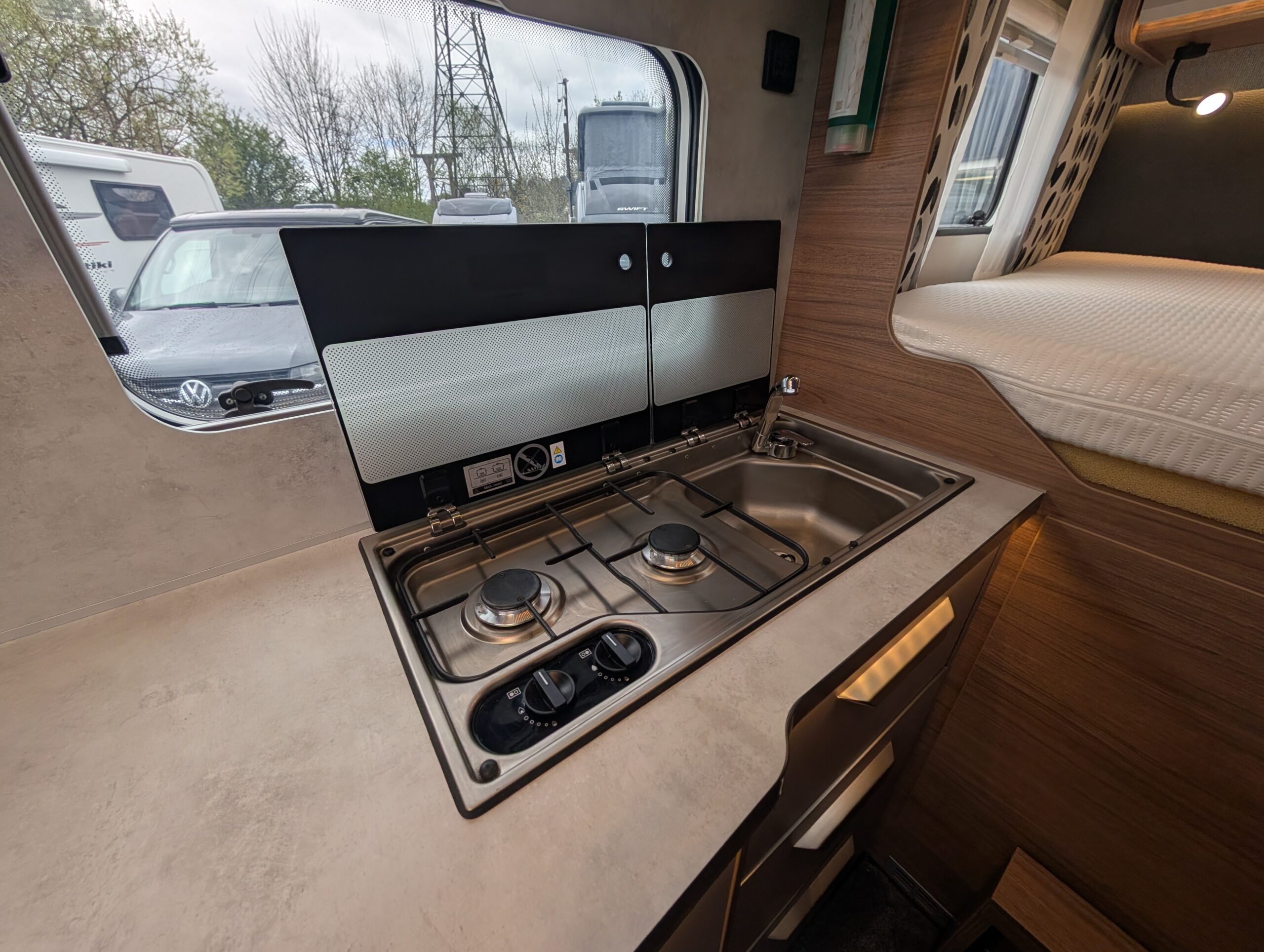 PXL 20260418 104511232