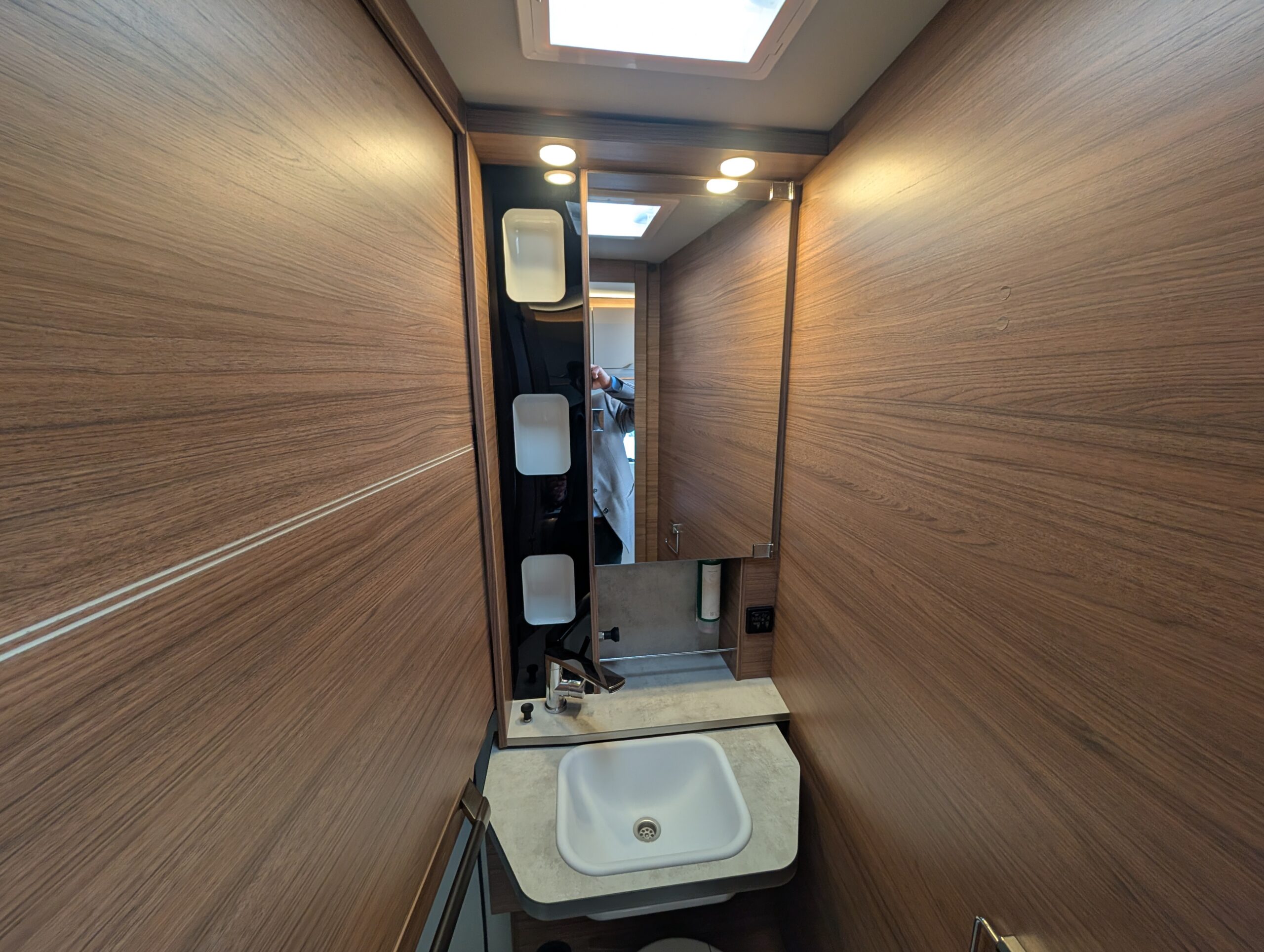 PXL 20260418 104537219