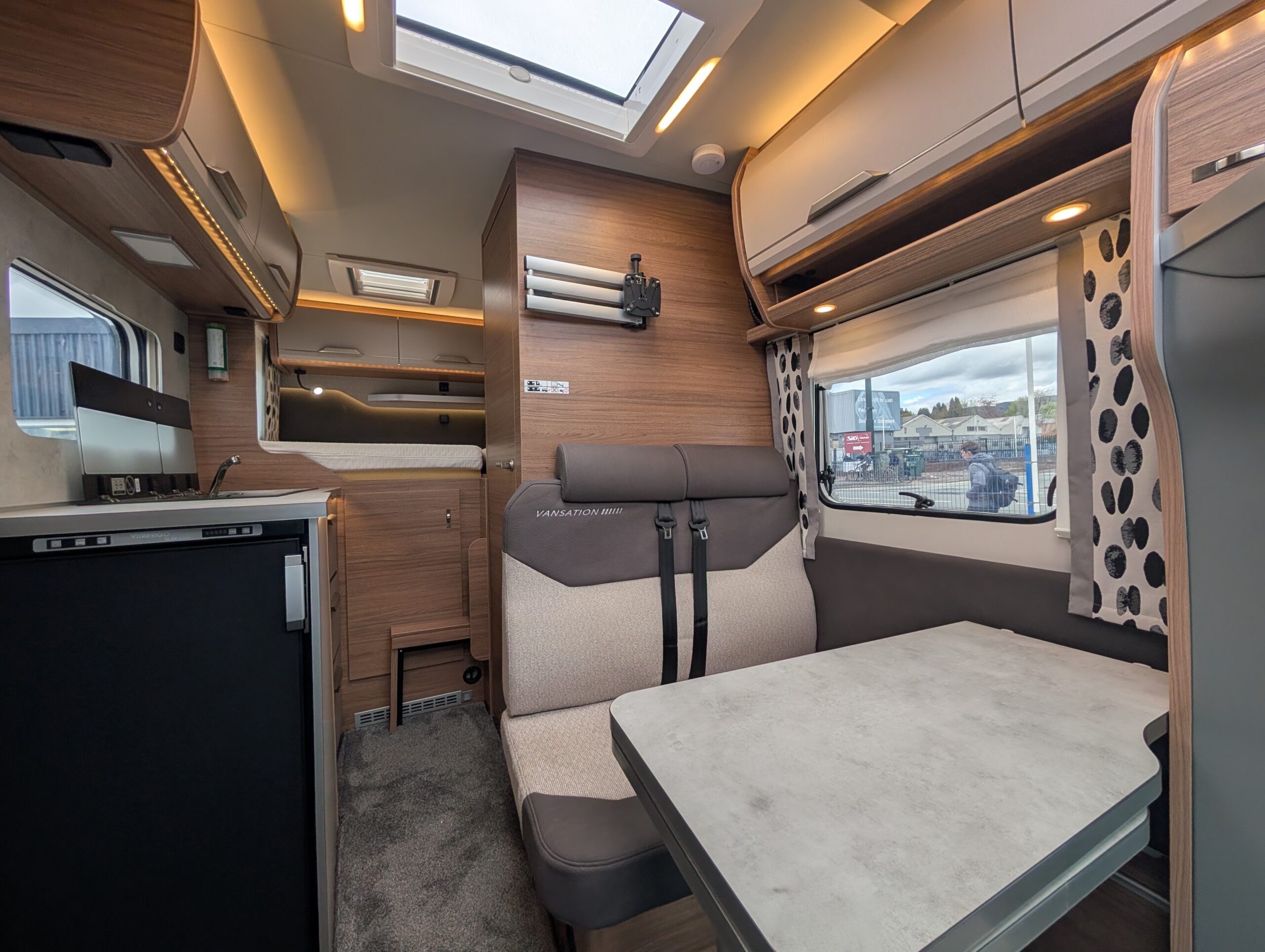 PXL 20260418 104715084