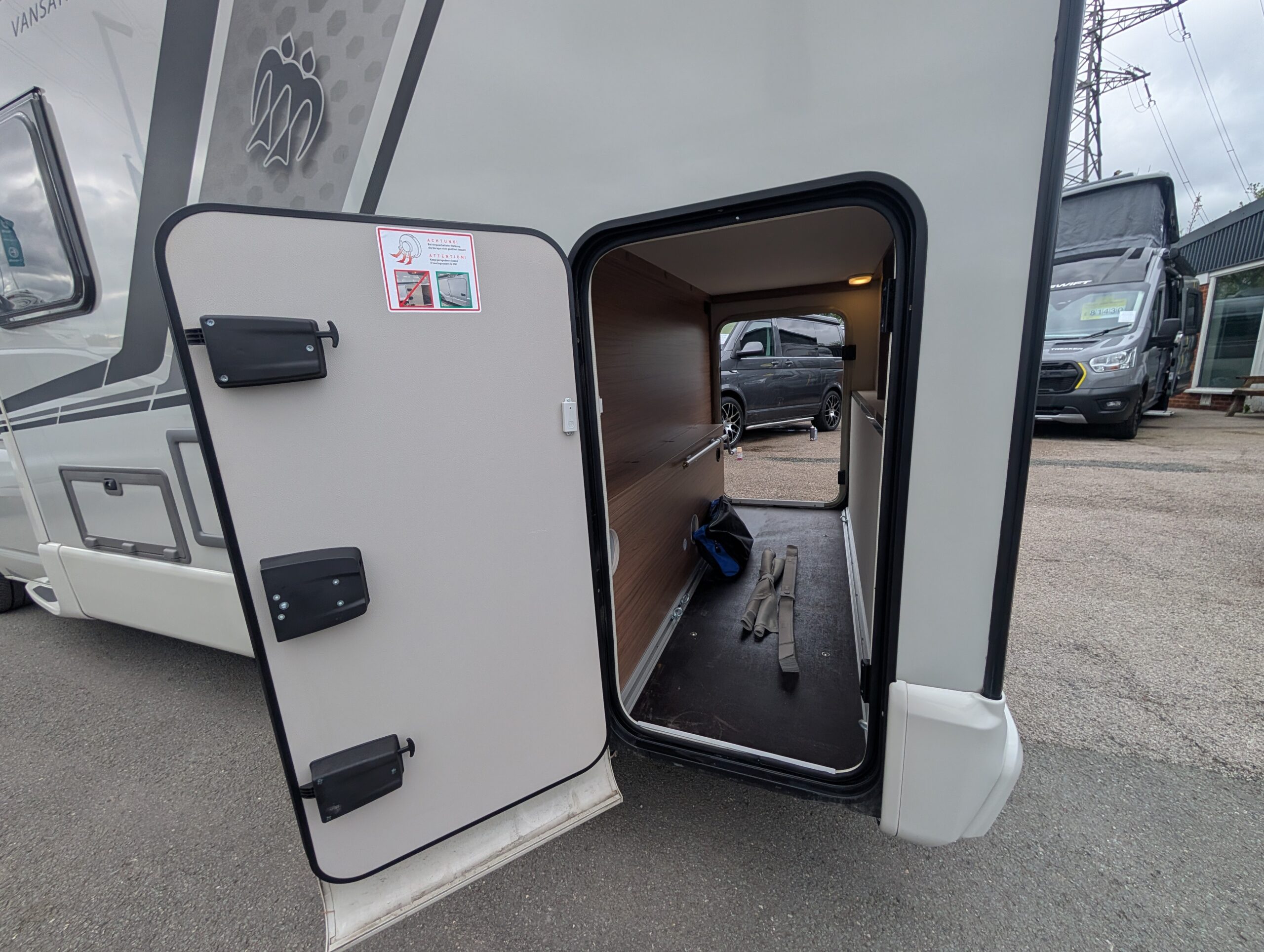 PXL 20260418 104807119