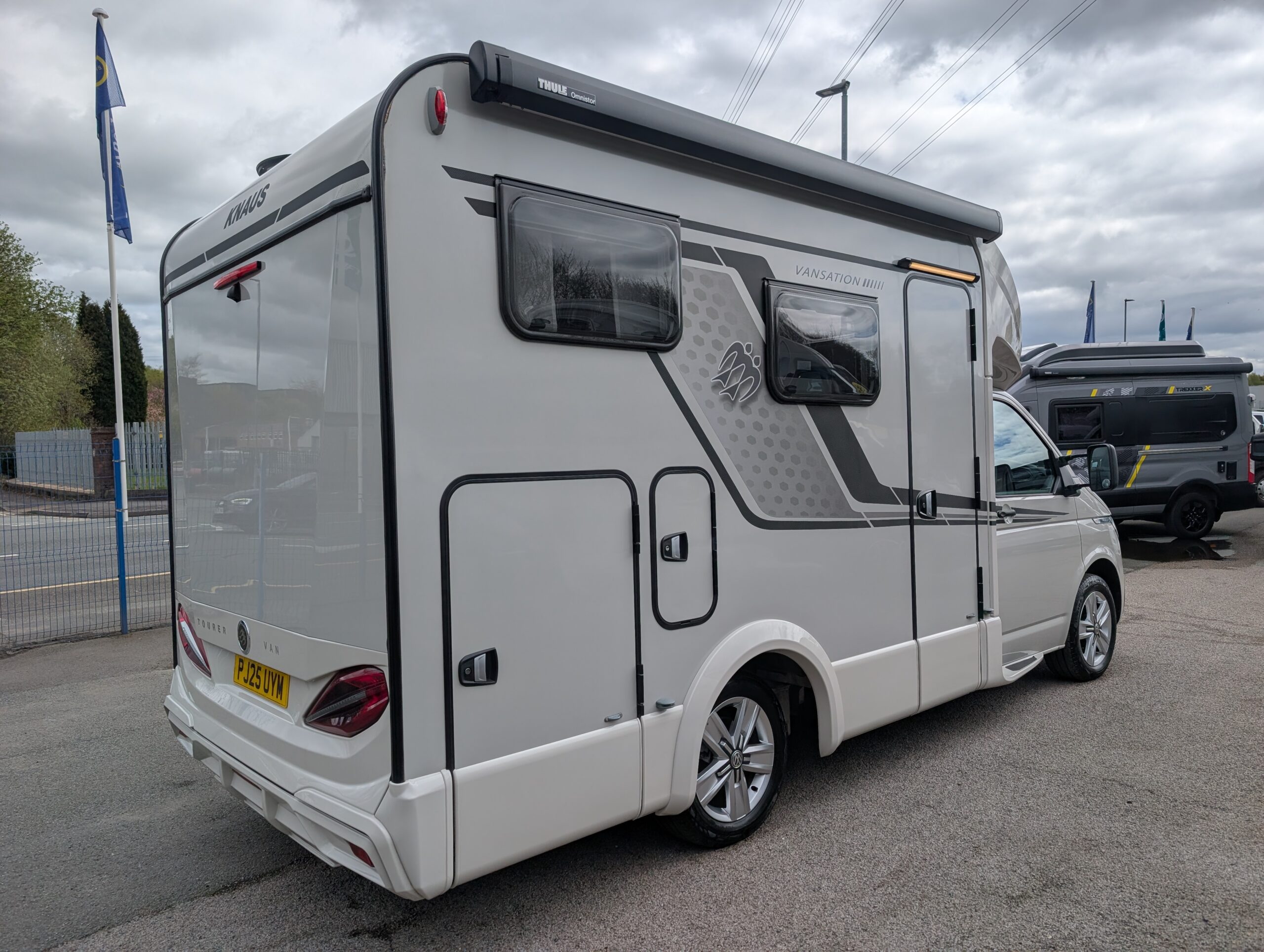 PXL 20260418 111342880