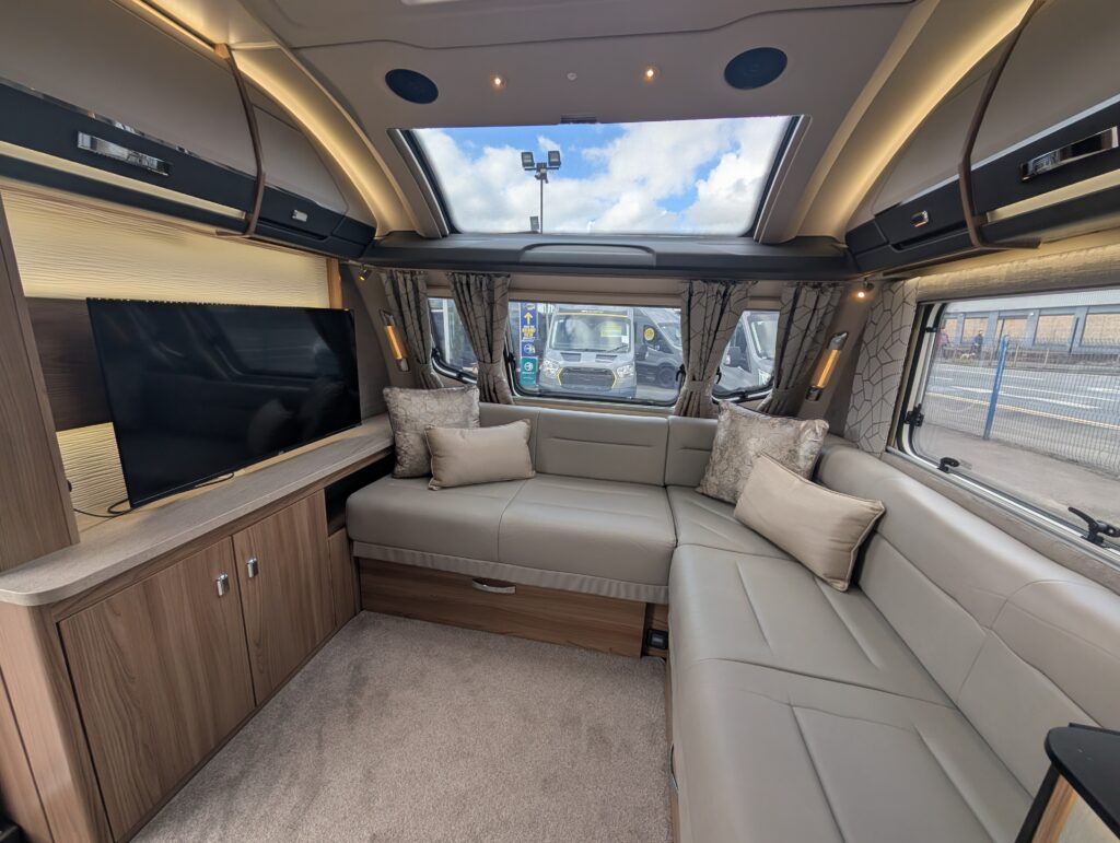 PXL 20260418 150940758