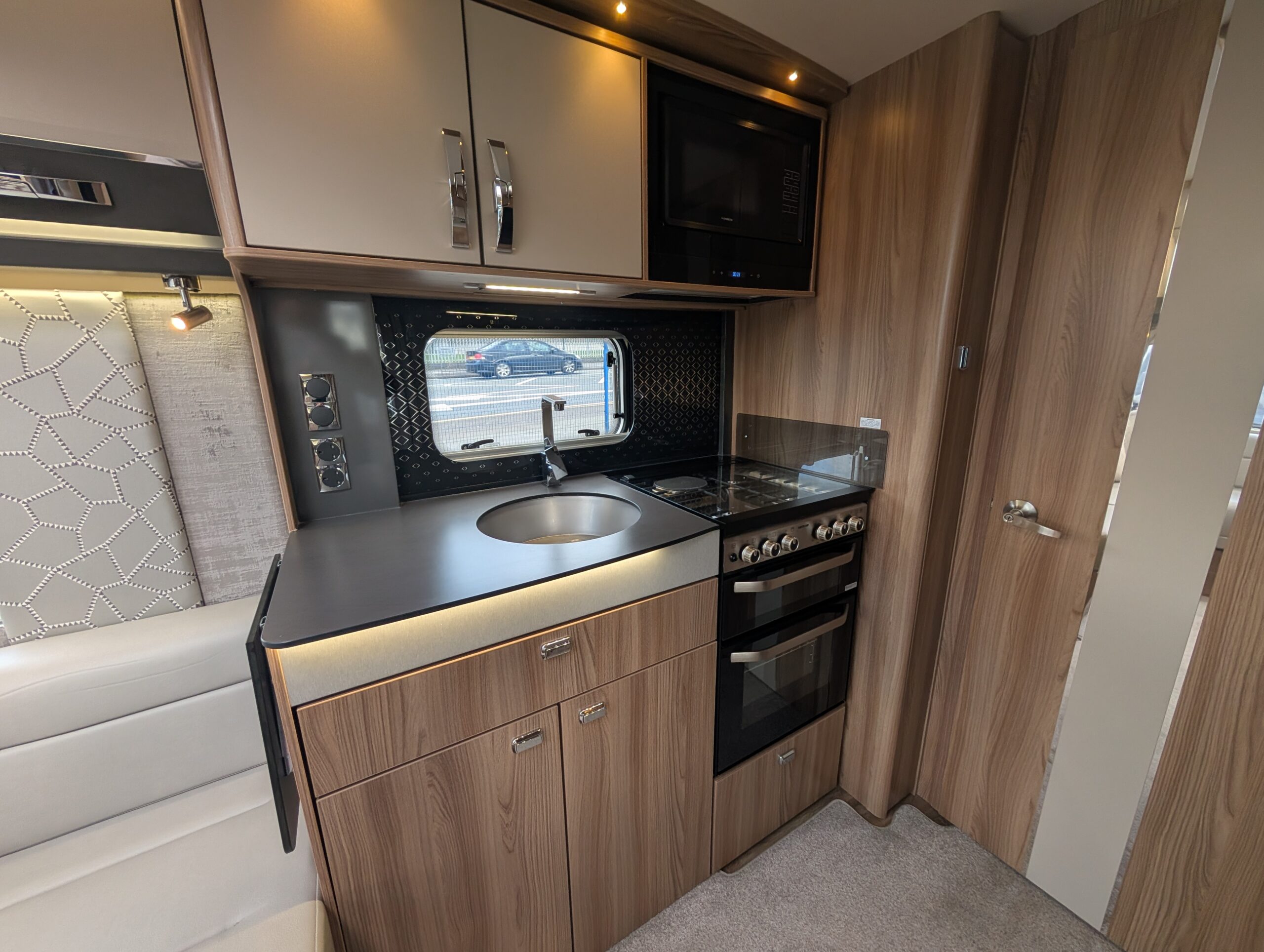 PXL 20260418 150955466