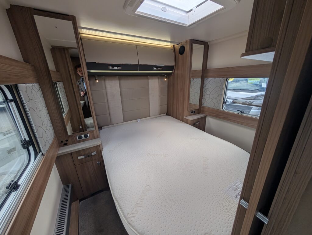 PXL 20260418 151018241