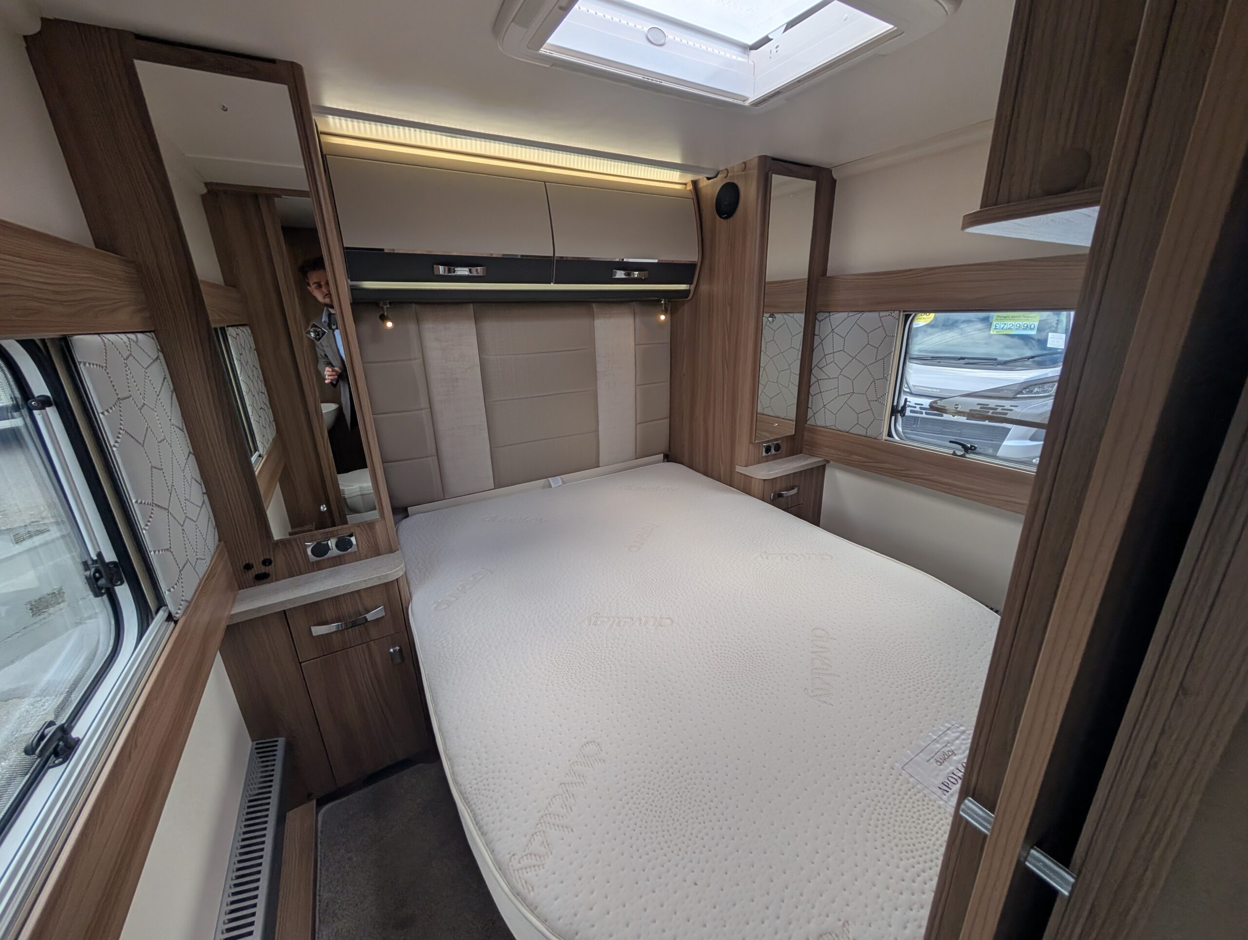 PXL 20260418 151018241