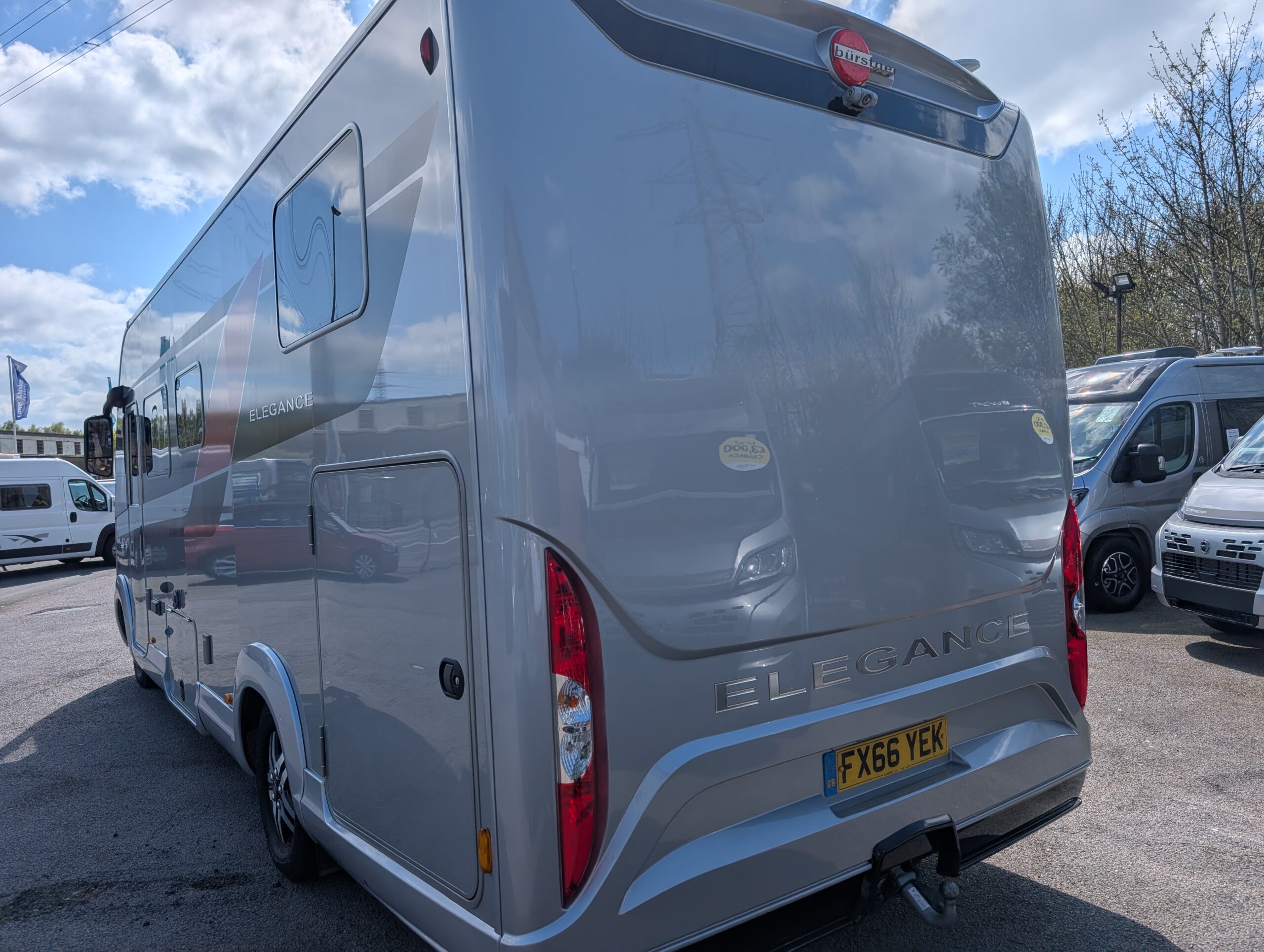 PXL 20260421 111607837.MP  1