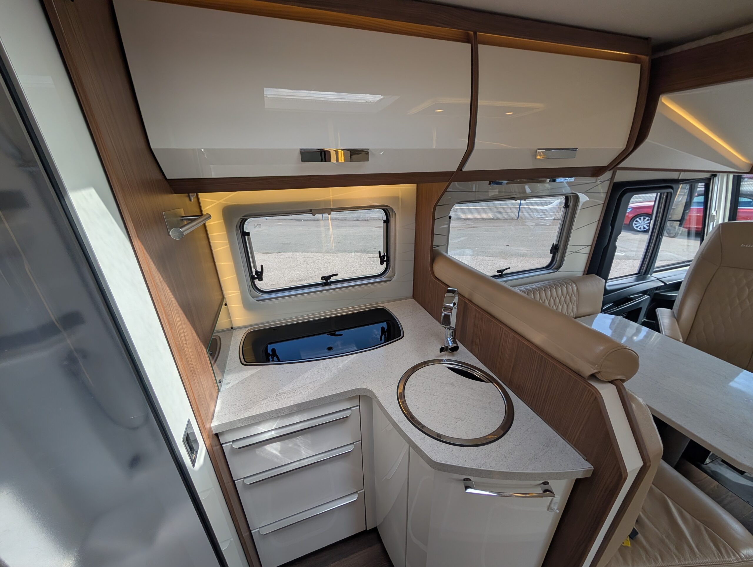 PXL 20260421 111954507 1