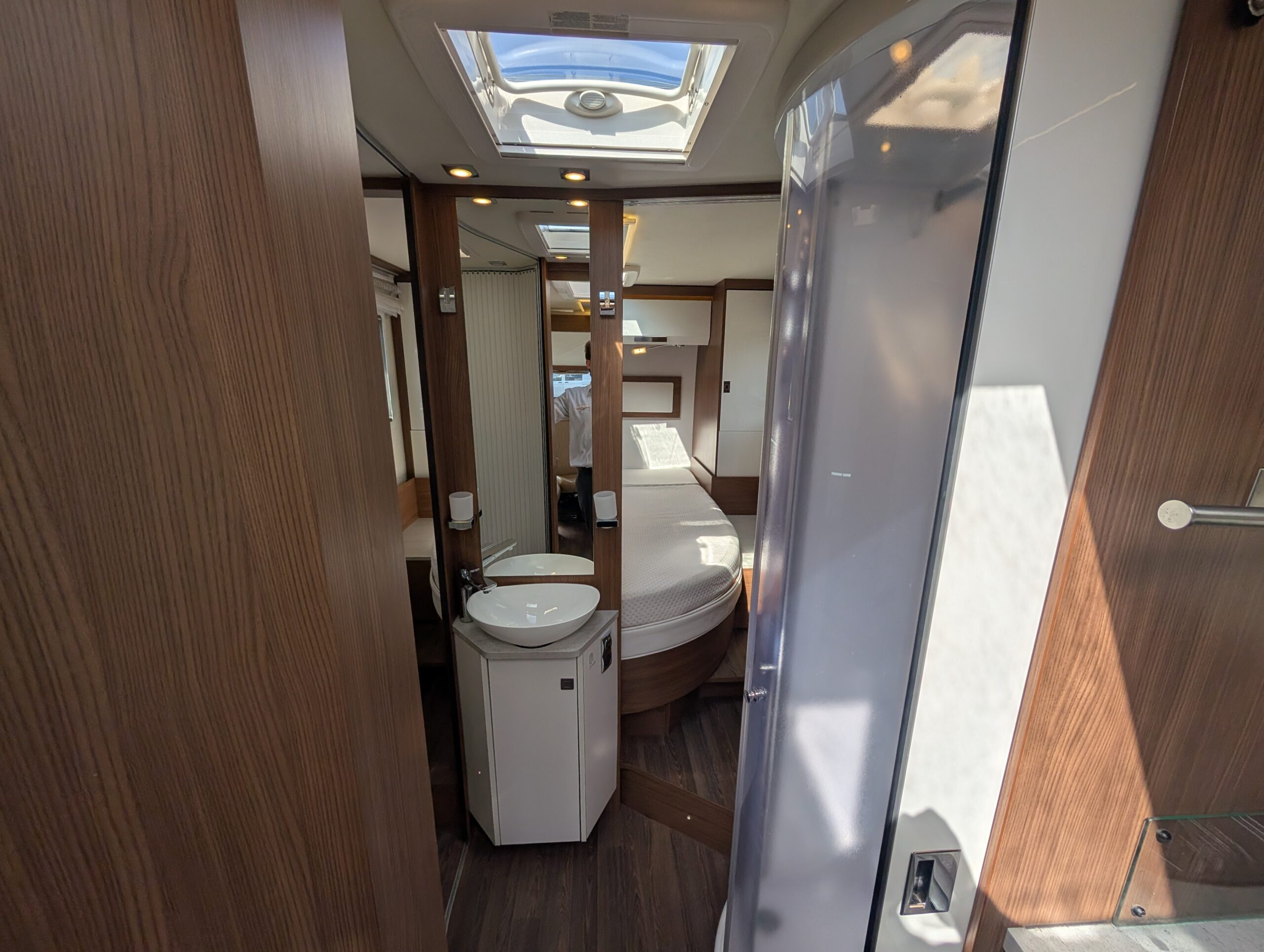 PXL 20260421 112010608 1