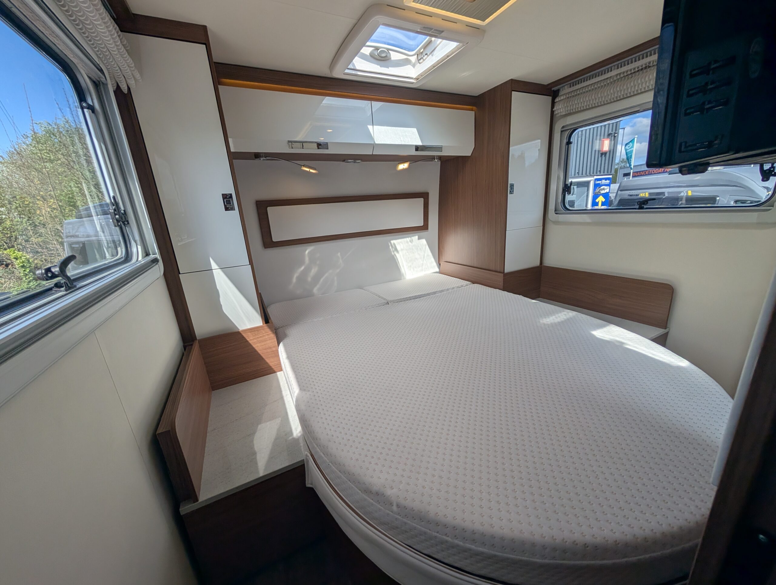 PXL 20260421 112021222 1