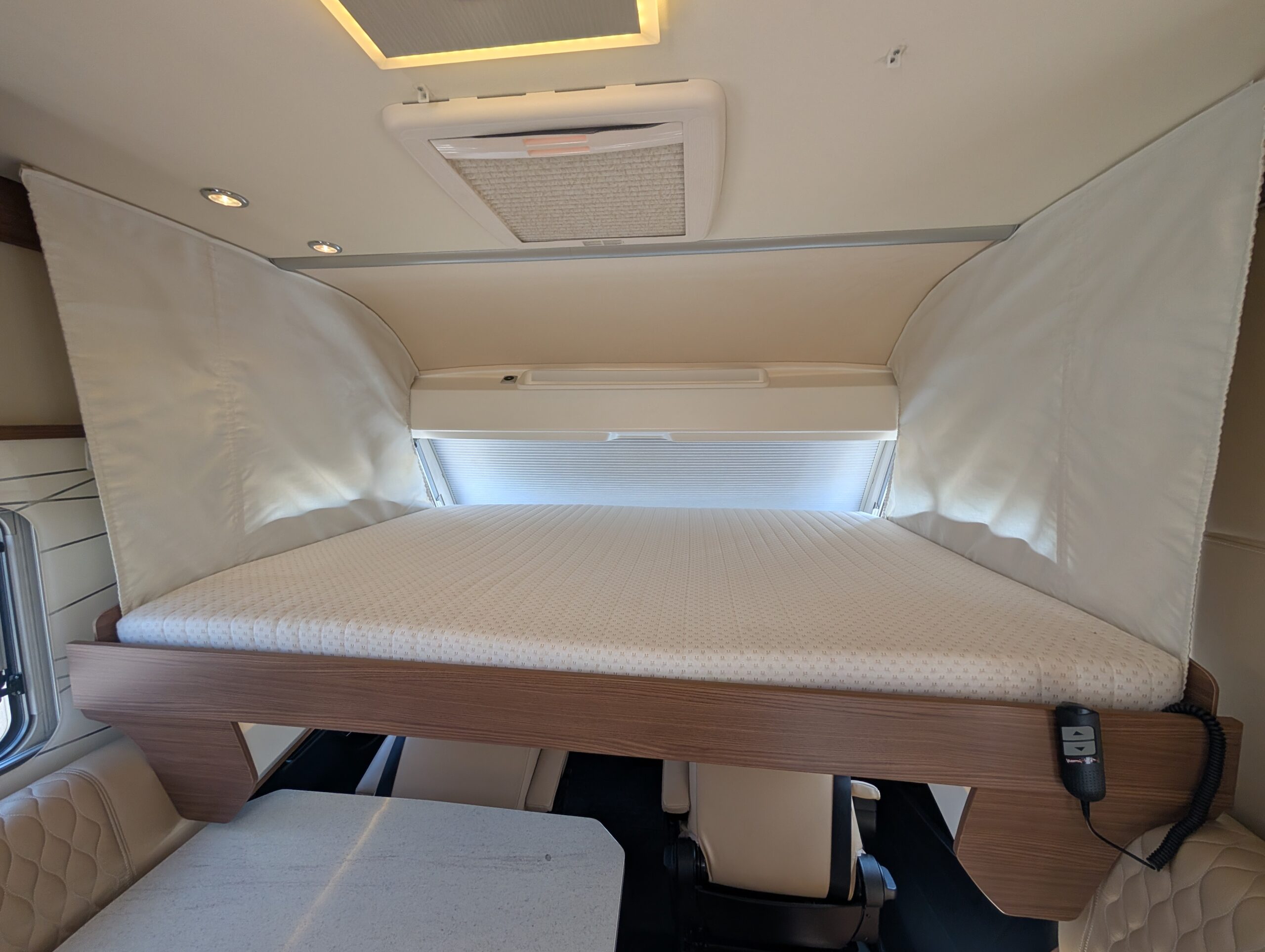 PXL 20260421 112211433 1