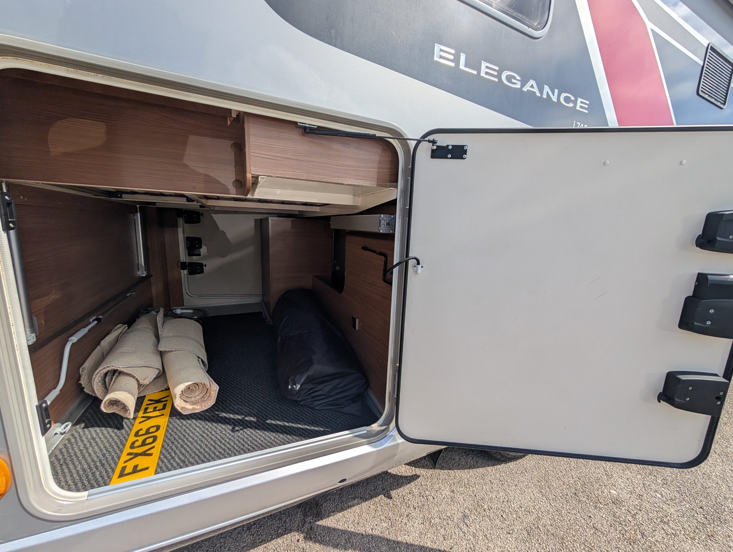 PXL 20260421 112521745 1