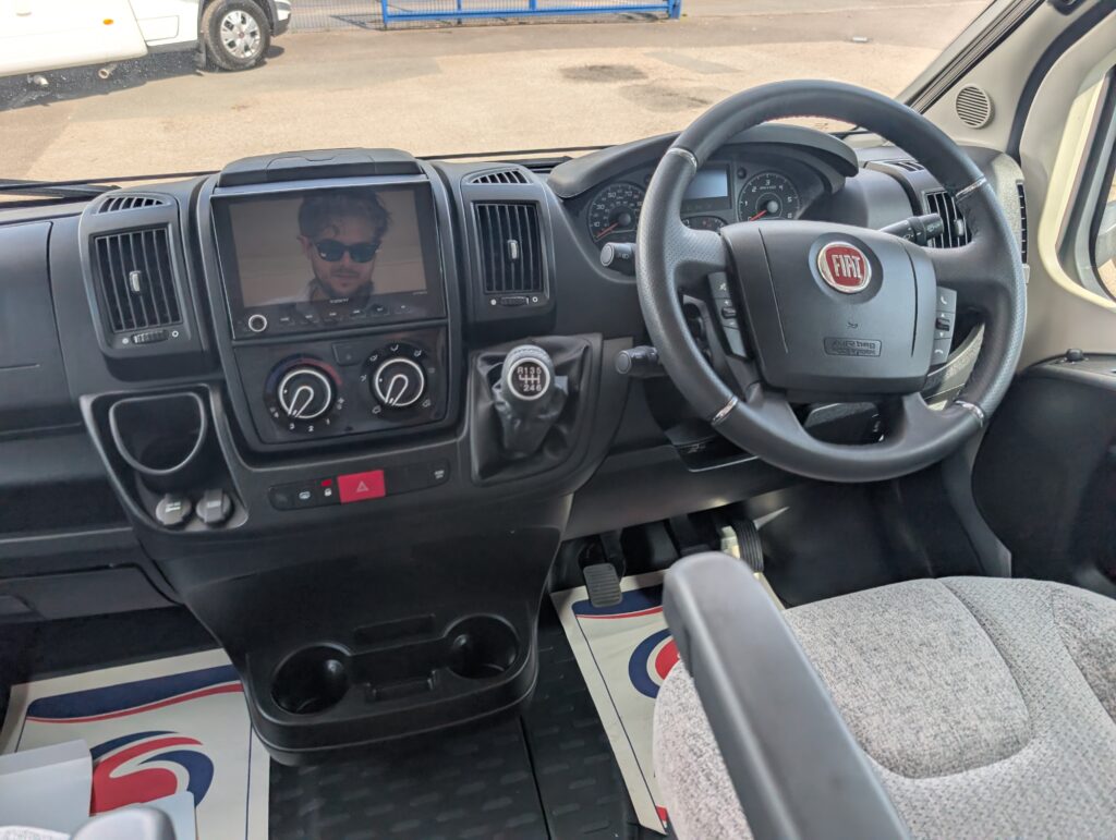 PXL 20260526 135914858.MP 
